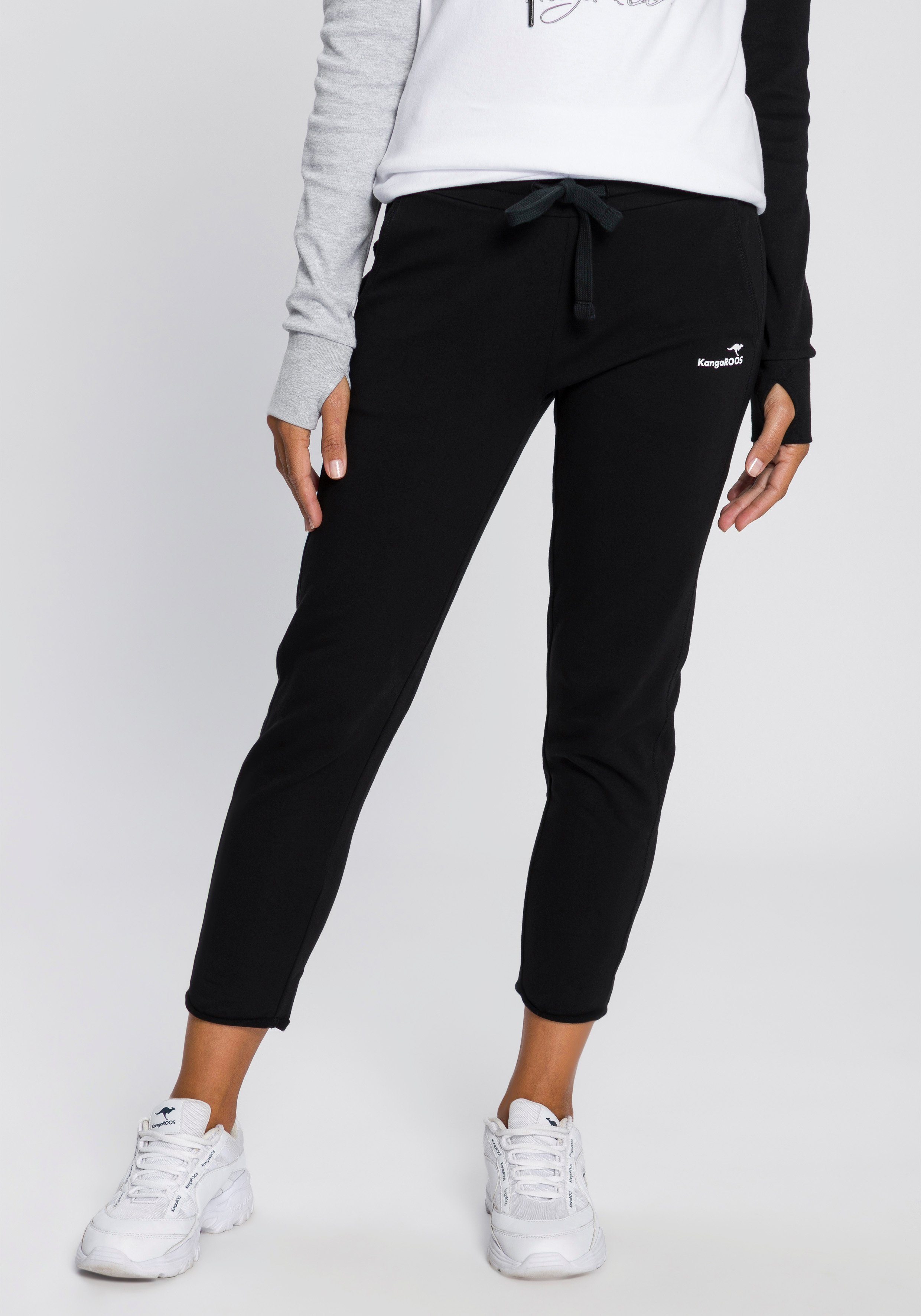 KangaROOS Joggingbroek in 7/8-lengte met logoprint dames joggingbroeken maat 36 (S) zwart