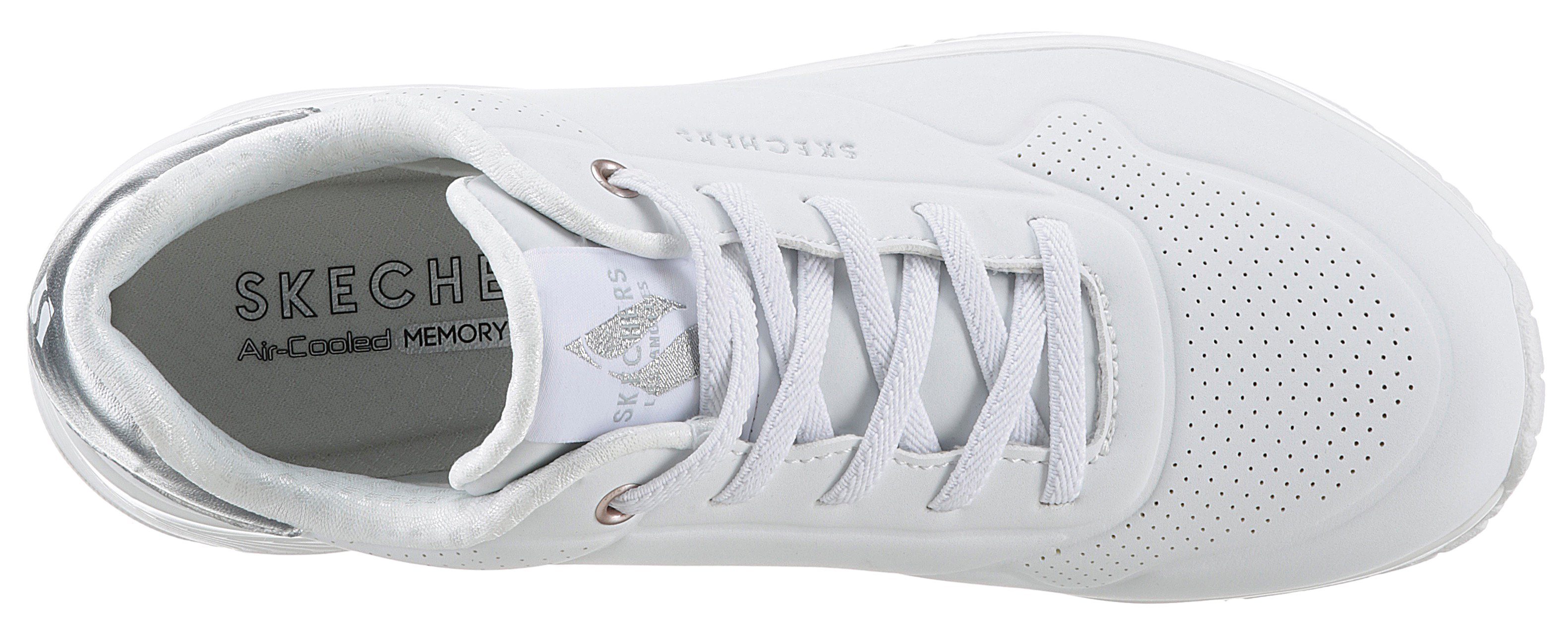 Skechers Slip-on sneakers UNO SHIMMER AWAY Slipper, vrijetijdsschoen, plateau sneaker met modieuze sleehak