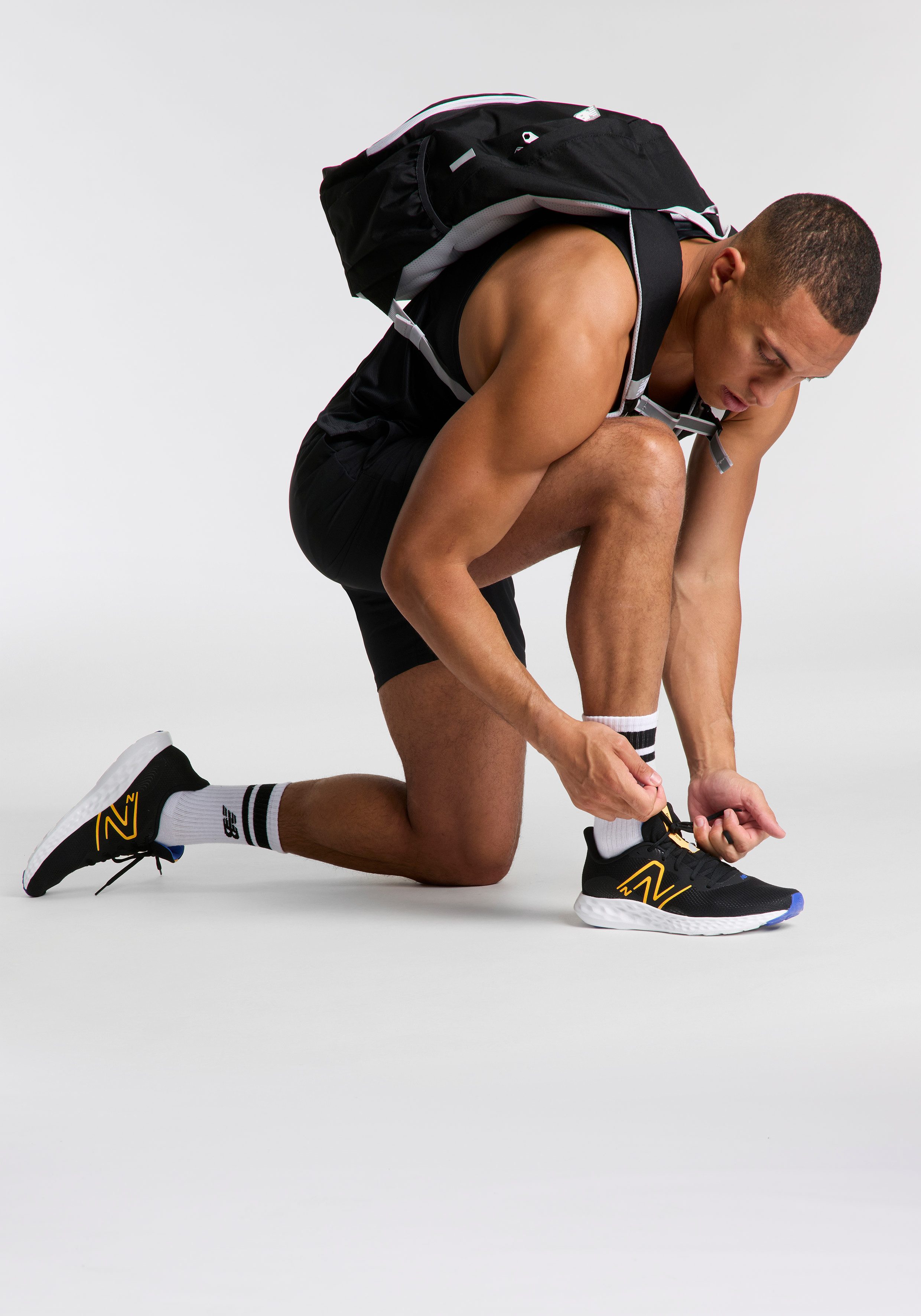 New Balance Runningschoenen M411