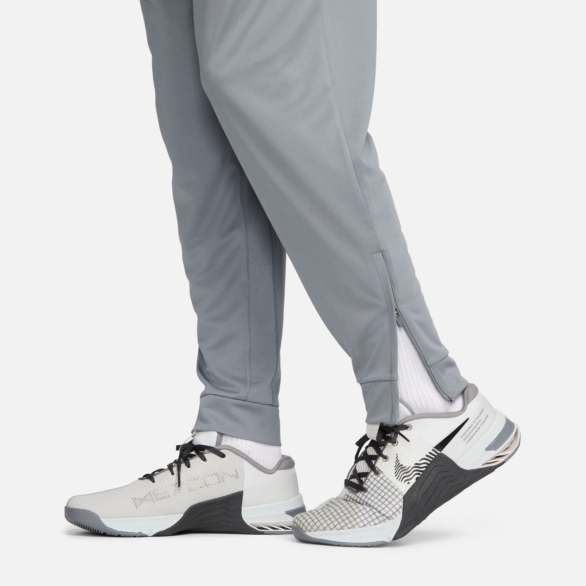 Nike Trainingsbroek DRI-FIT TOTALITY MENS TAPERED FITNE