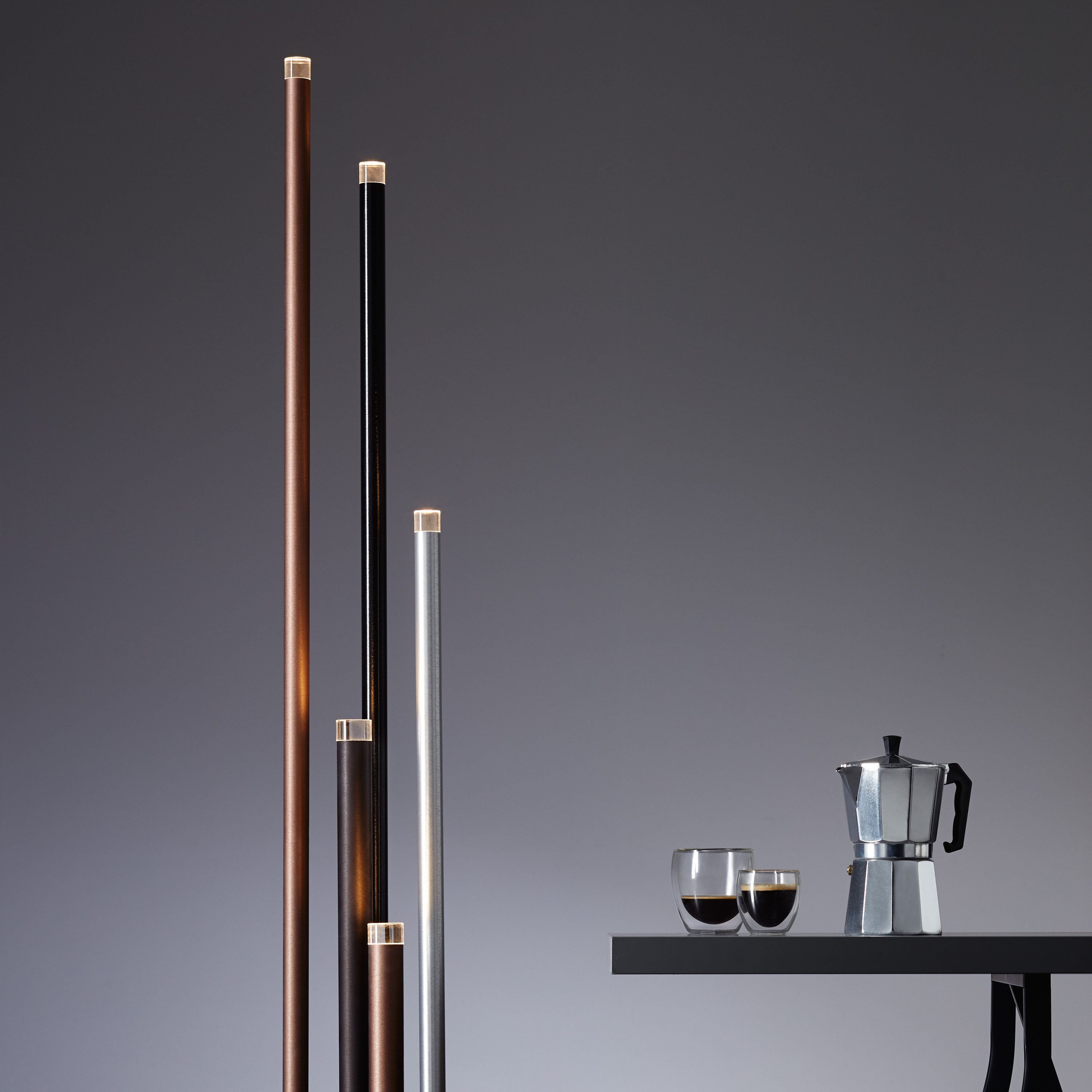 Brilliant Leuchten Staande lamp Cembalo 5-flg met voetdimmer, 155 cm hoogte, ø 28 cm, 2200 lm, 3000 k (1 stuk)