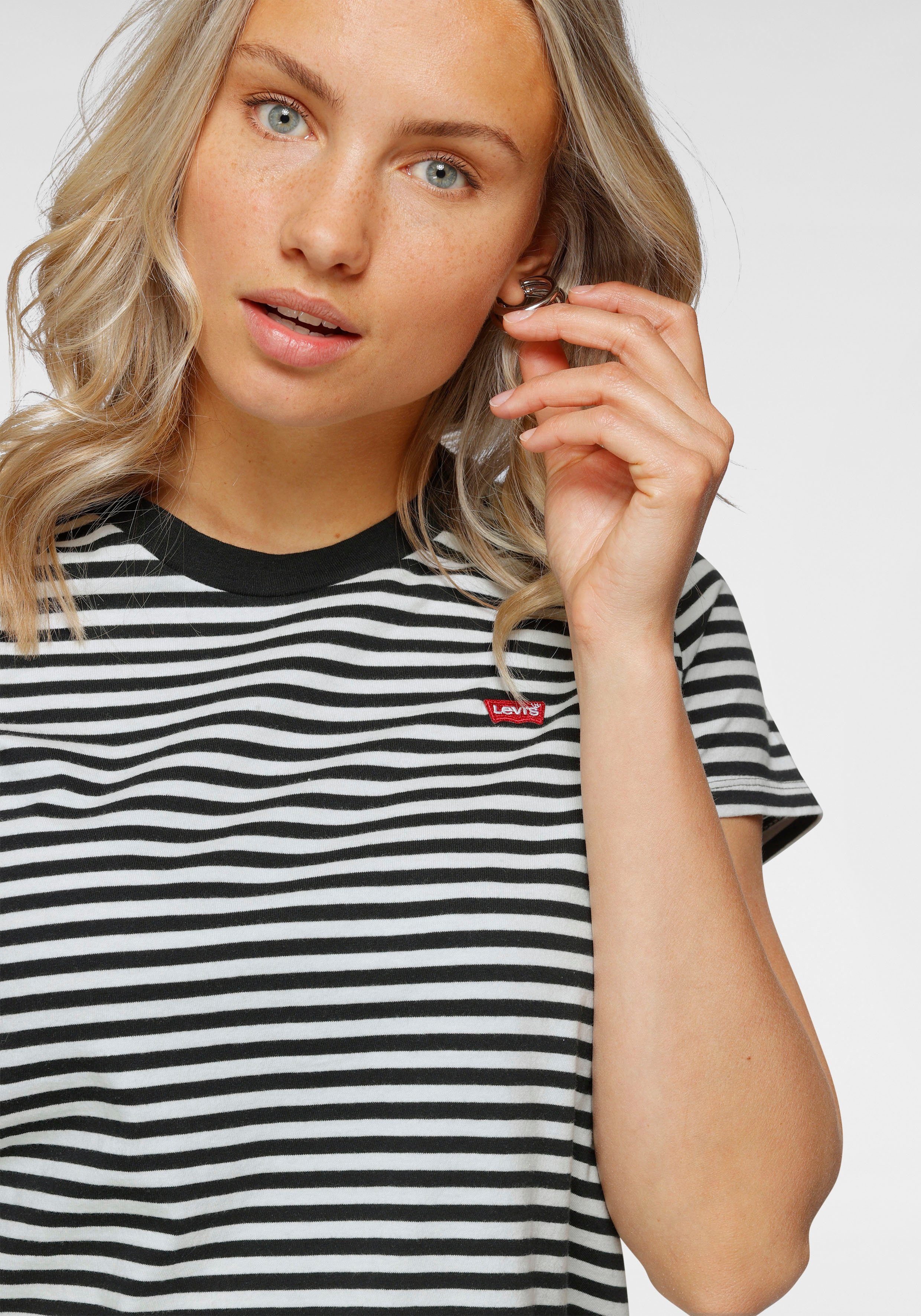 Levi's® T-shirt The Perfect Tee met klein logoborduursel