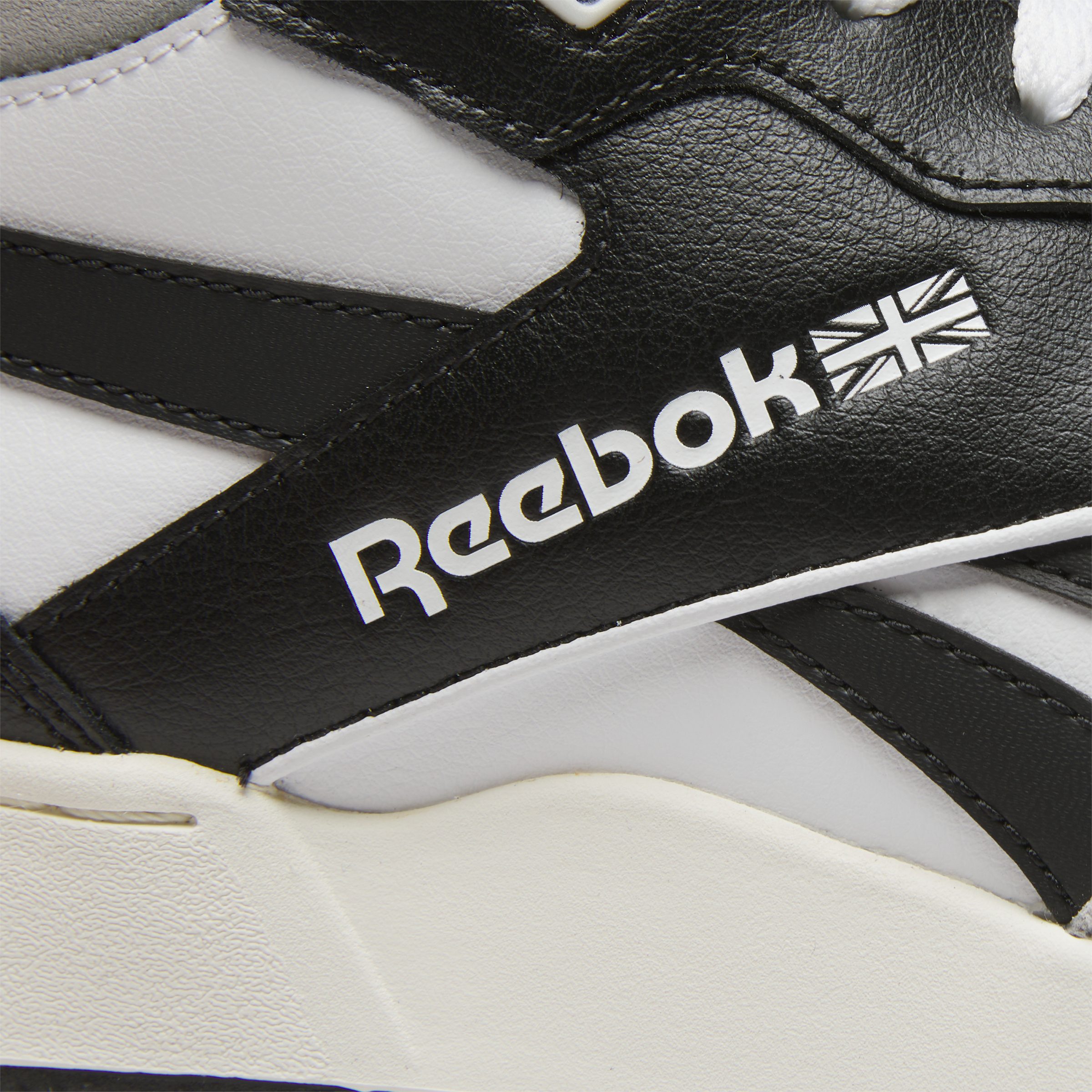 Reebok Classic Sneakers BB 4000 II MID