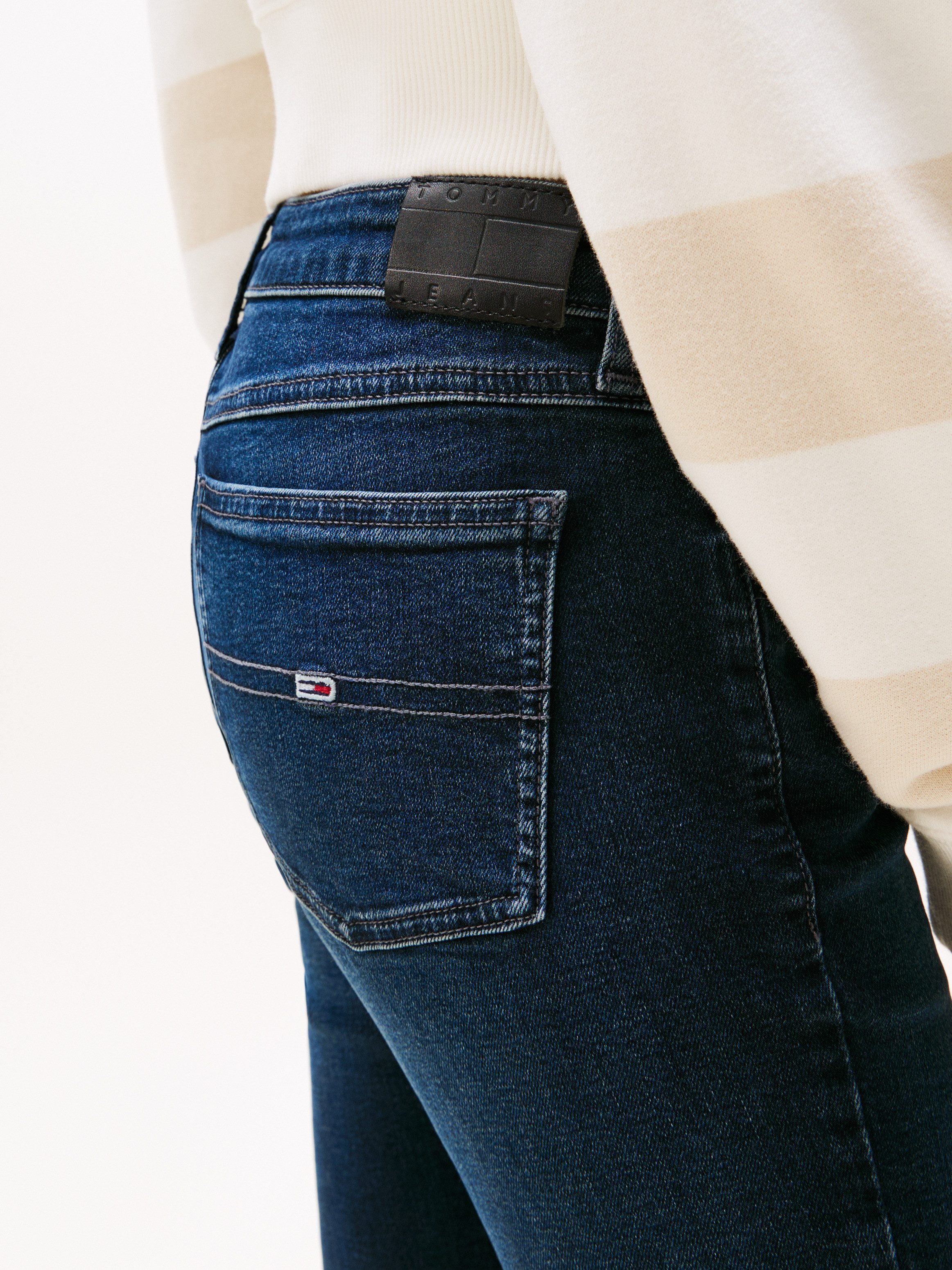 TOMMY JEANS Skinny fit jeans LW SKN CH12 met logo-badge, logoborduring