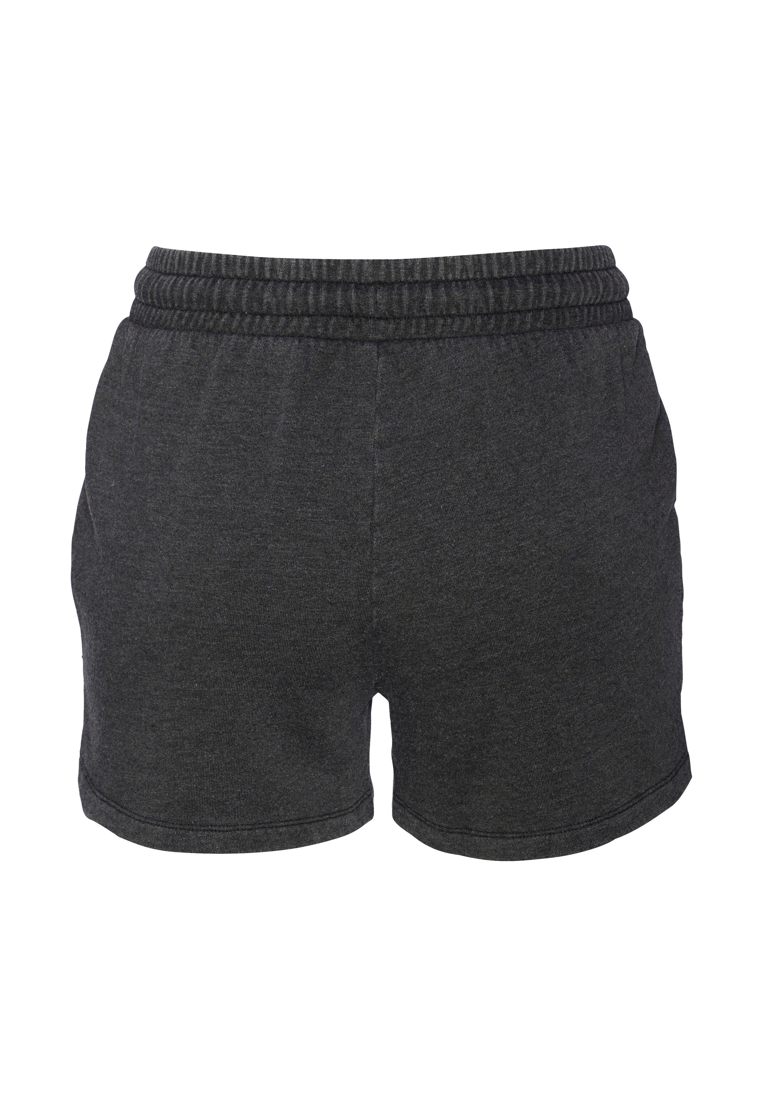 Buffalo Relaxshorts met logo-borduurwerk, loungepak