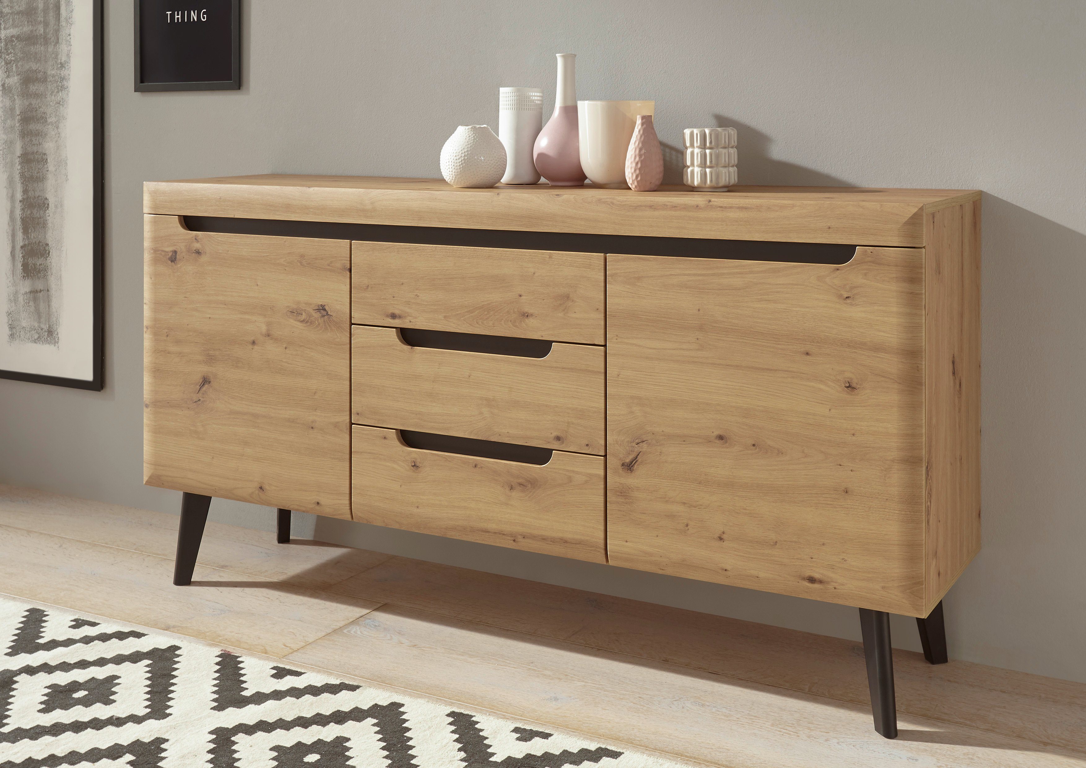 INOSIGN Dressoir Torge, dressoir, commode, ladekast afgeschuinde poten, drie kleuren, scandi design, 160 cm breed (1 stuk)