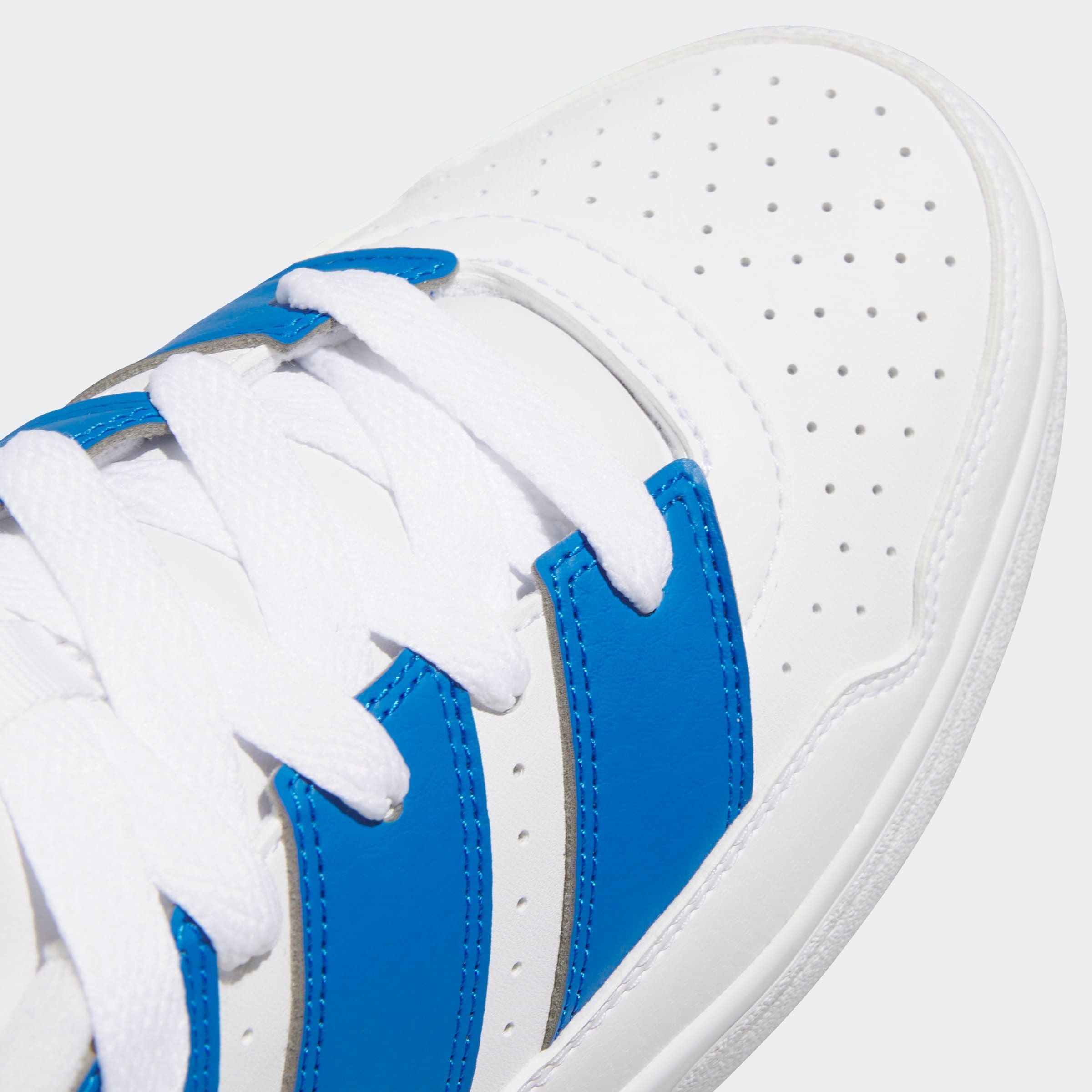 adidas Sportswear Sneakers TURNAROUND