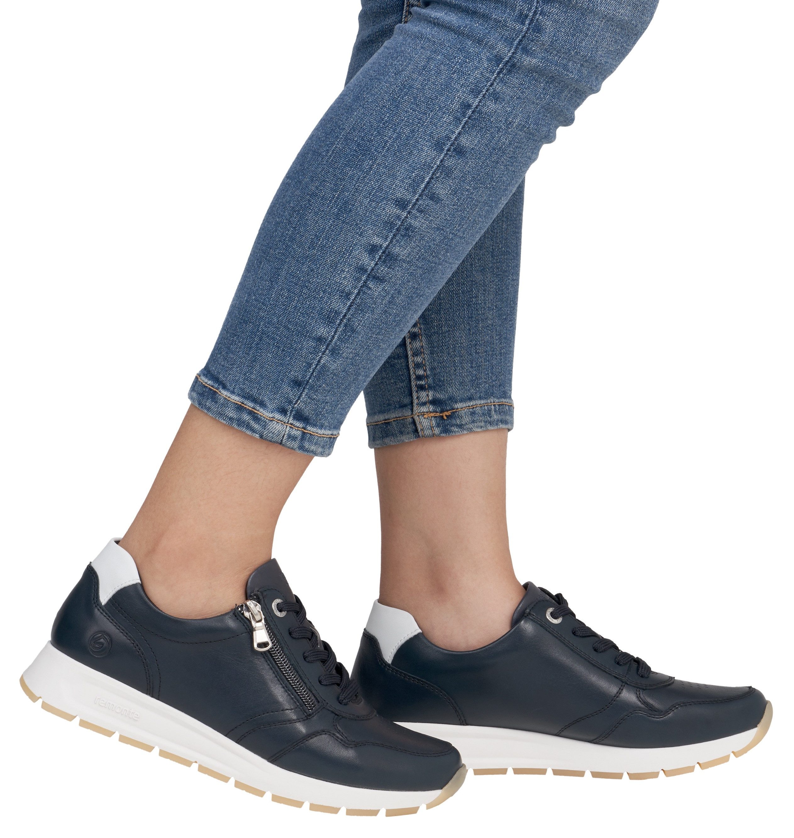 Remonte Sneakers met sleehak , vrijetijdsschoen, lage schoen, veterschoen met zijrits