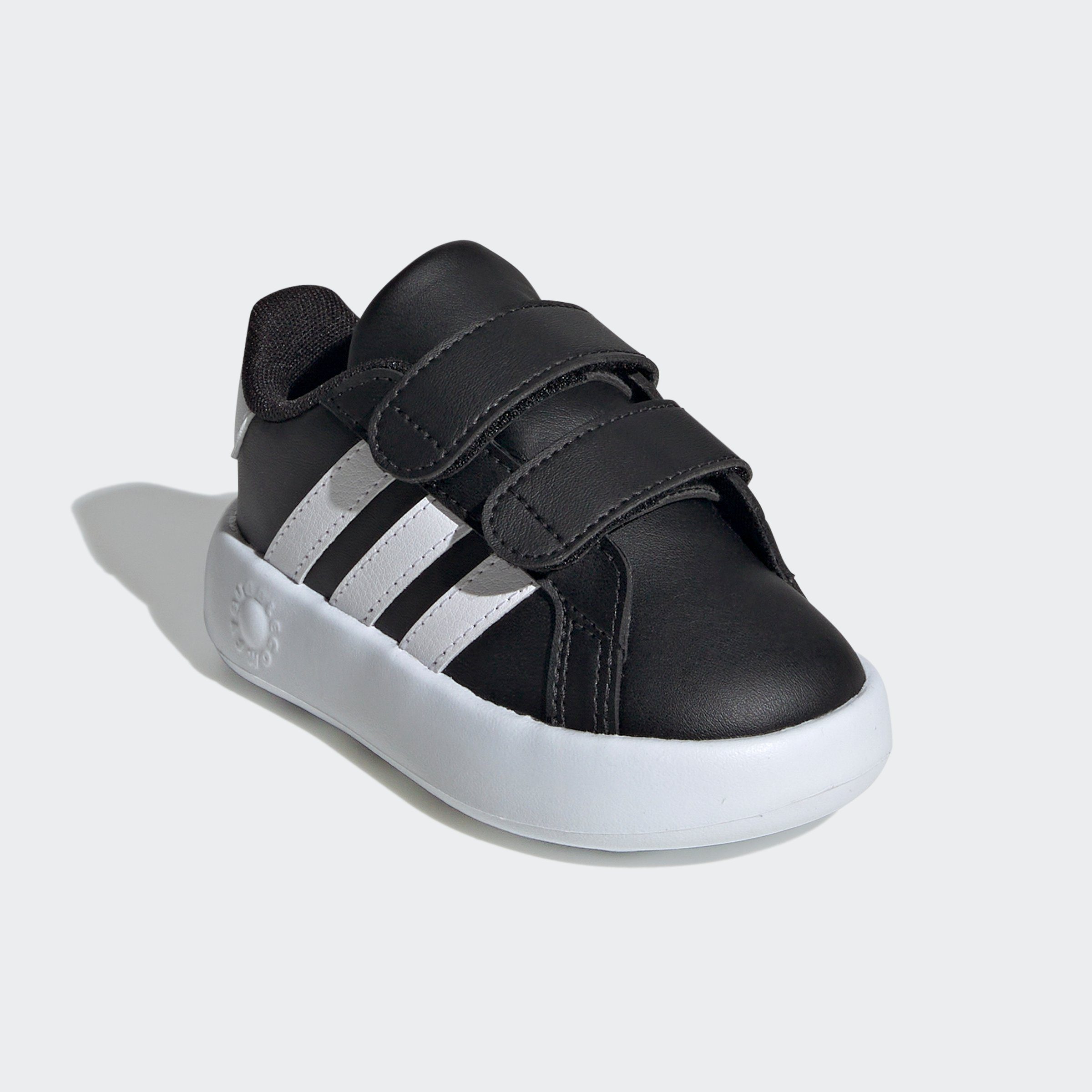 adidas Sportswear Klittenbandschoenen GRAND COURT 2.0 KIDS Design geïnspireerd op de adidas Superstar, voor kinderen