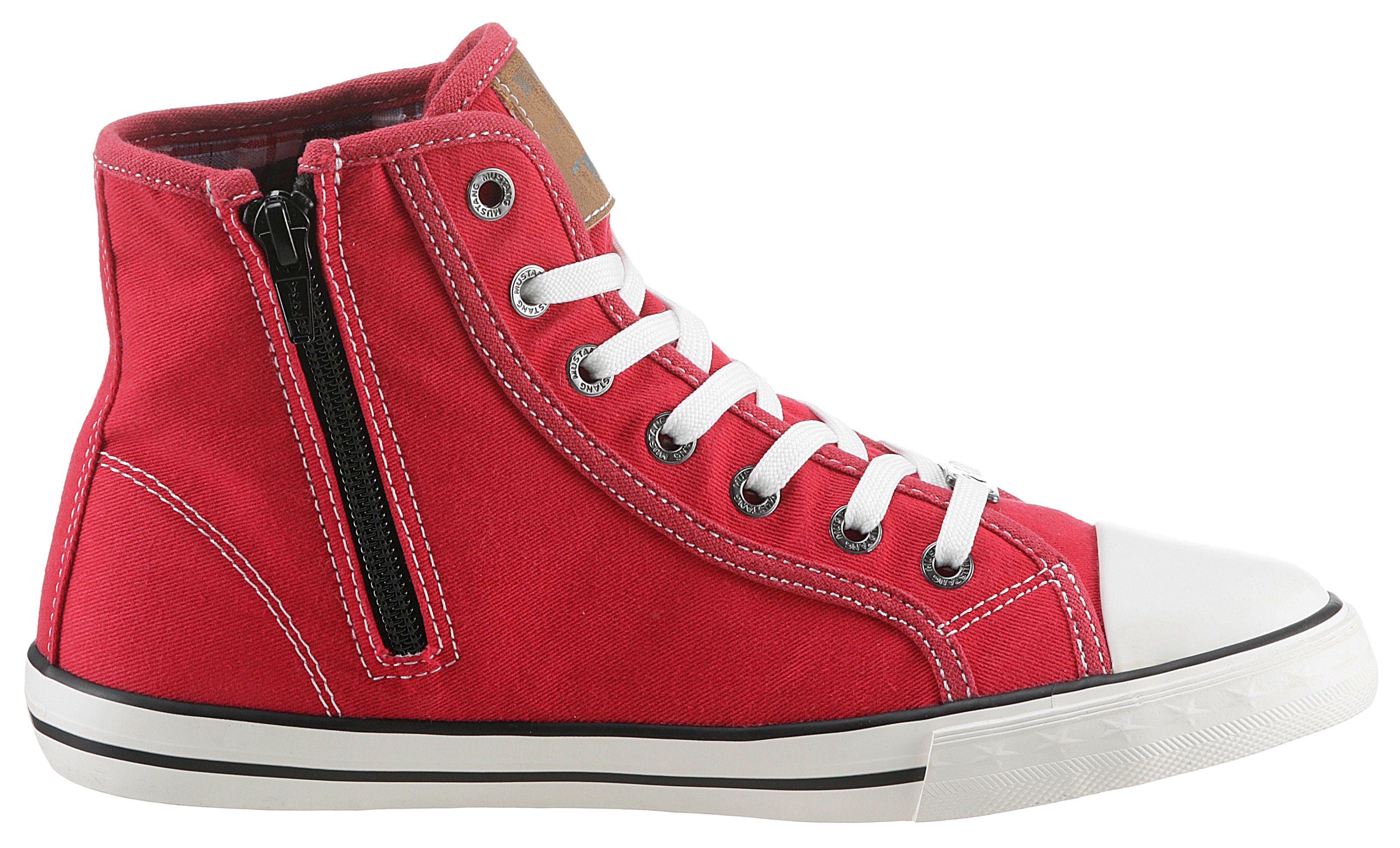 Mustang Shoes Sneakers high top-sneaker, veterschoen met label in de loopzool