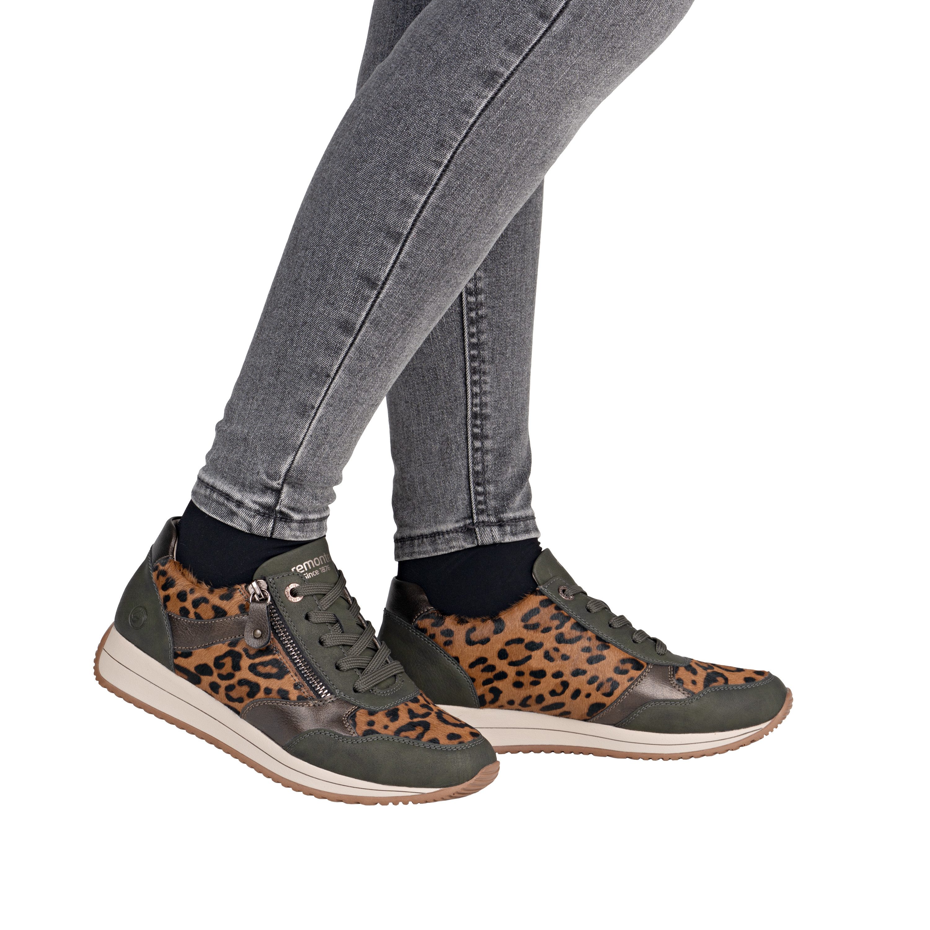 Remonte Sneakers met sleehak