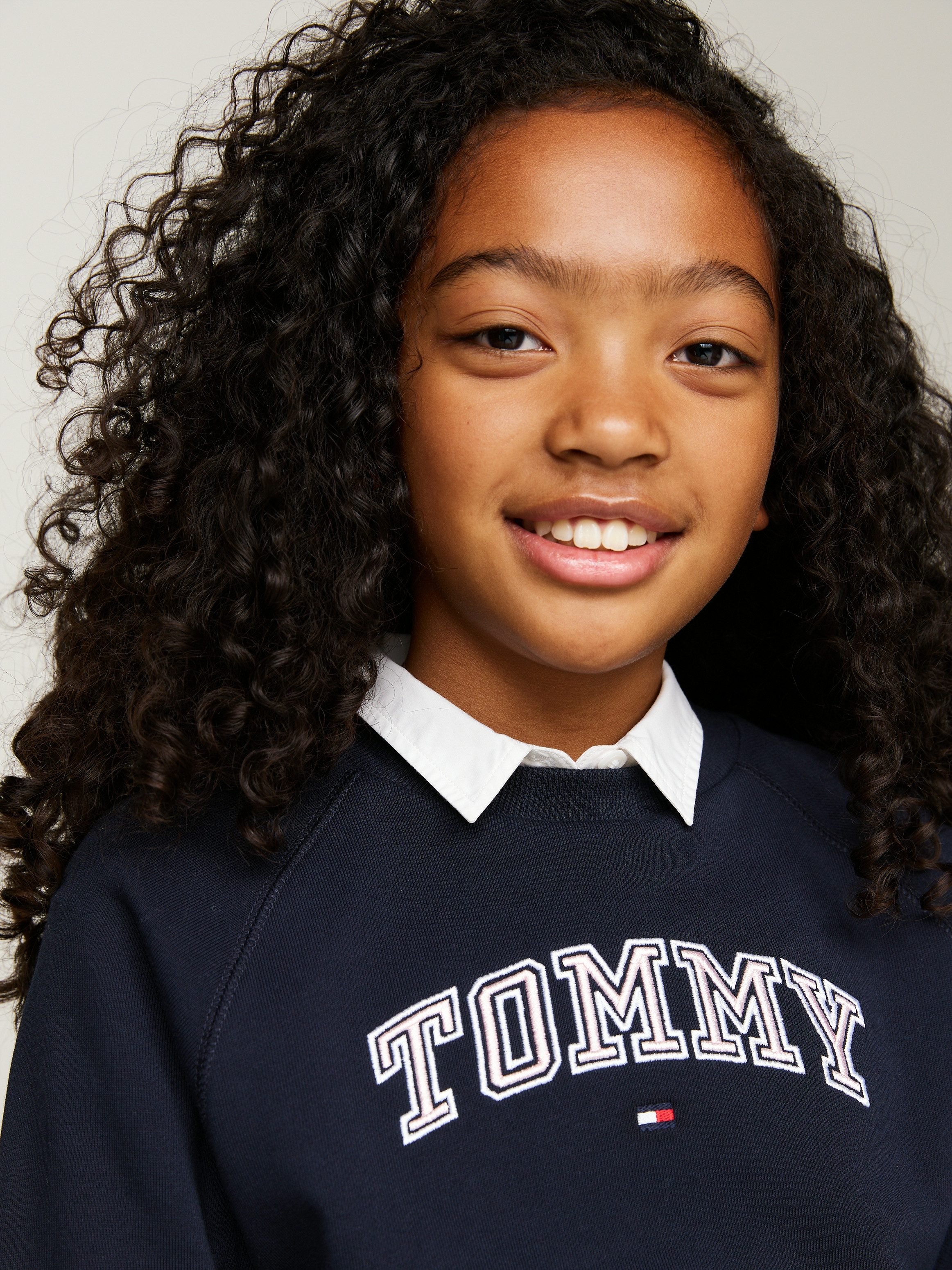 Tommy Hilfiger Sweatshirt VARSITY EMBROIDERED CREWNECK Kinderen tot 16 jaar met logostiksel