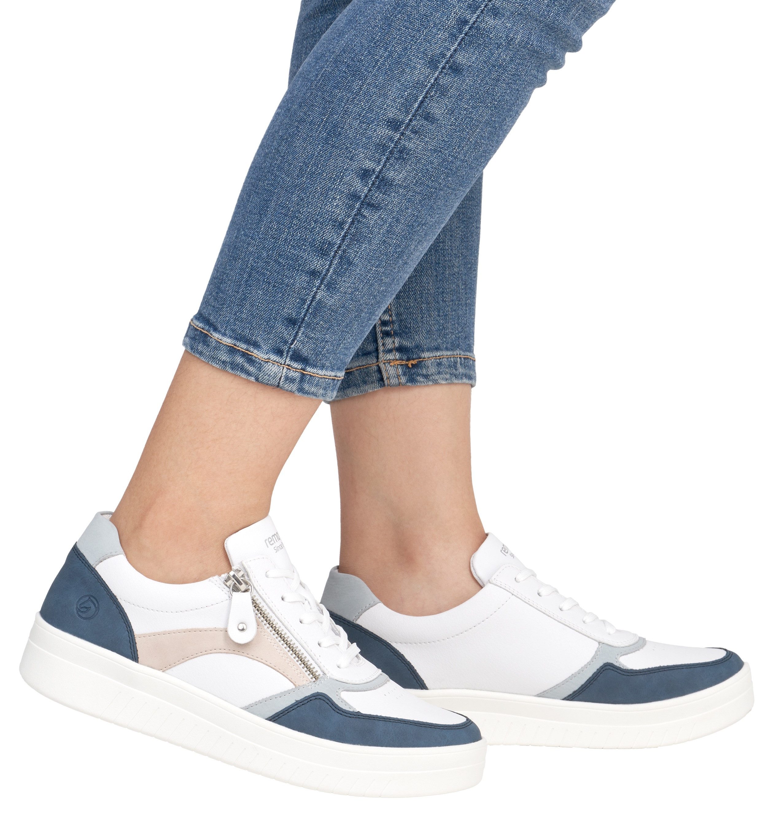 Remonte Plateausneakers , vrijetijdsschoen, lage schoen, veterschoen in smalle vorm