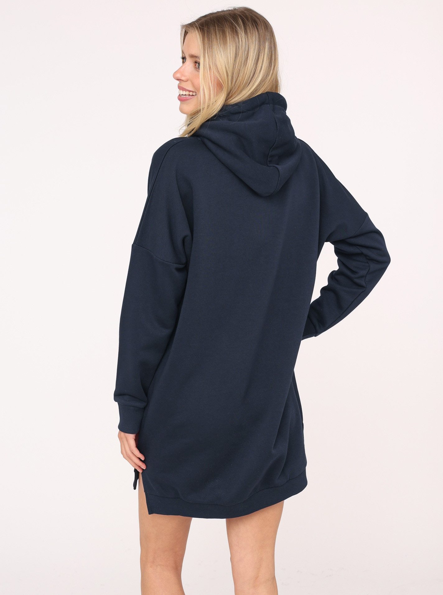 Zwillingsherz Sweatjurk Strandgeluk met borduursel voor en op de arm