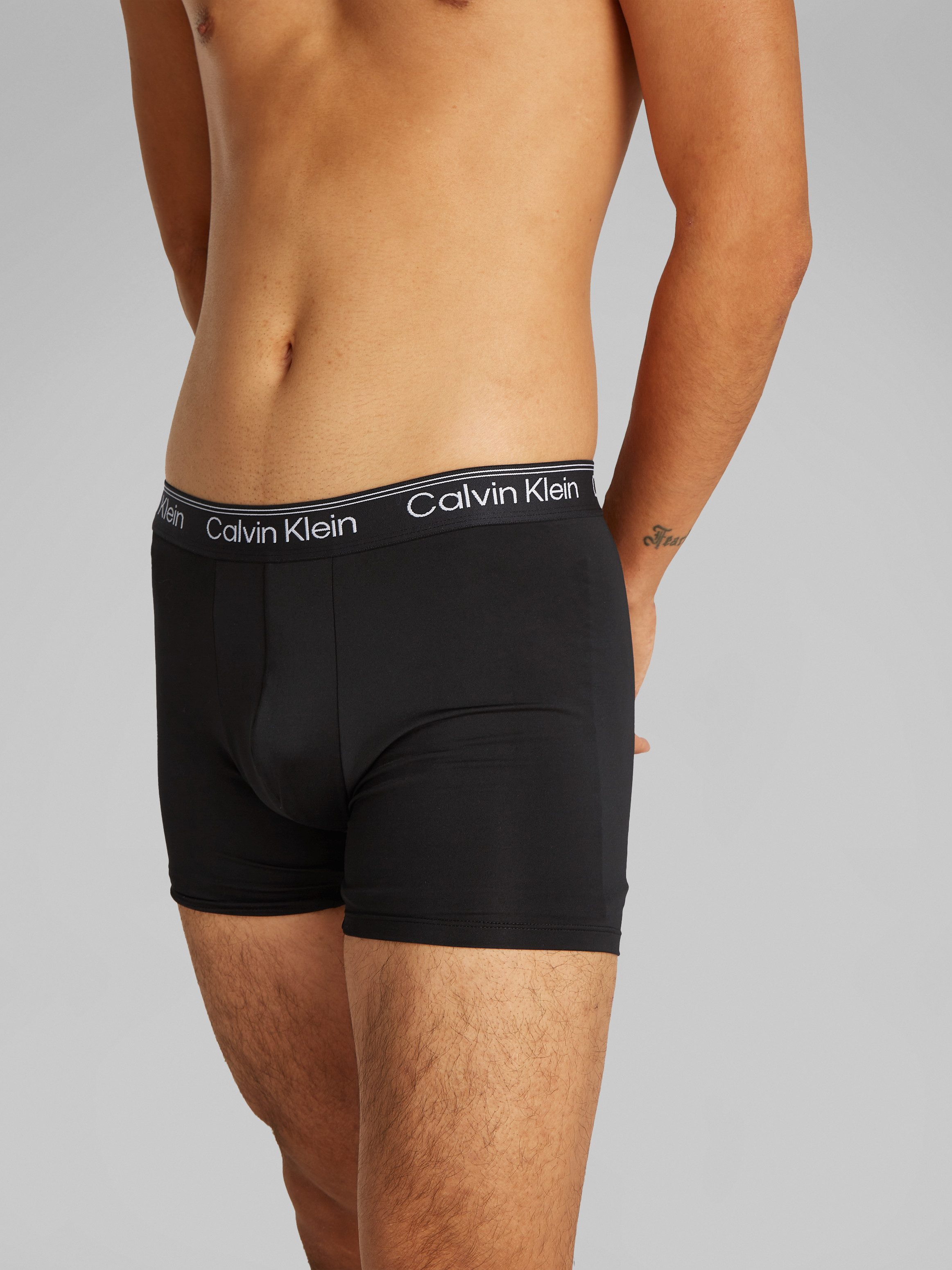 Calvin Klein Boxershort BOXER BRIEF 3PK met langere pijpen & logo-elastische tailleband (Set van 3)