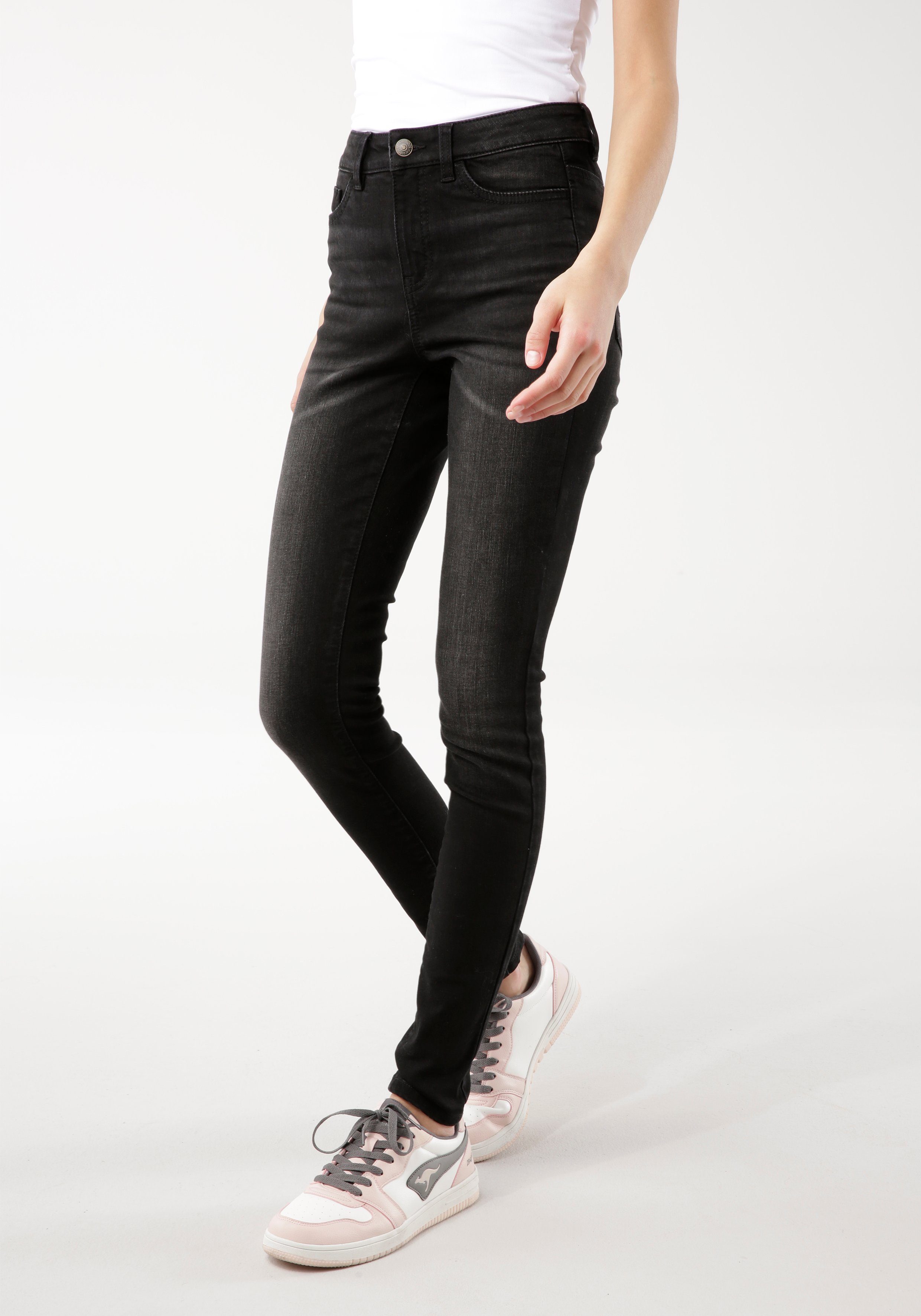 KangaROOS 5-pocketsjeans SUPER SKINNY HIGH RISE met gebruikt effect