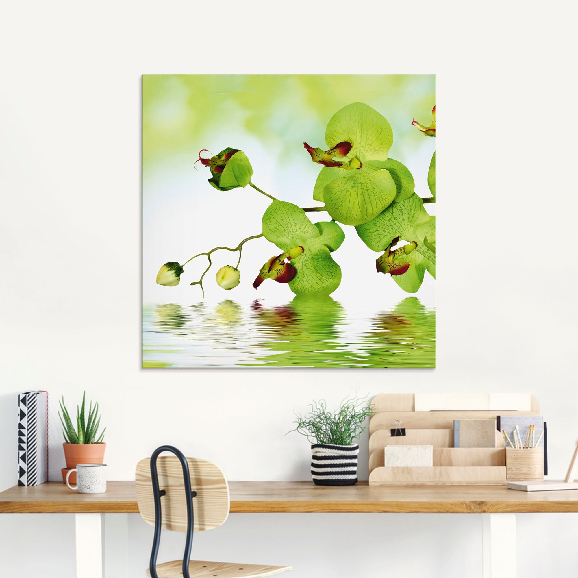 Artland Print op glas Mooie orchidee met groene achtergrond