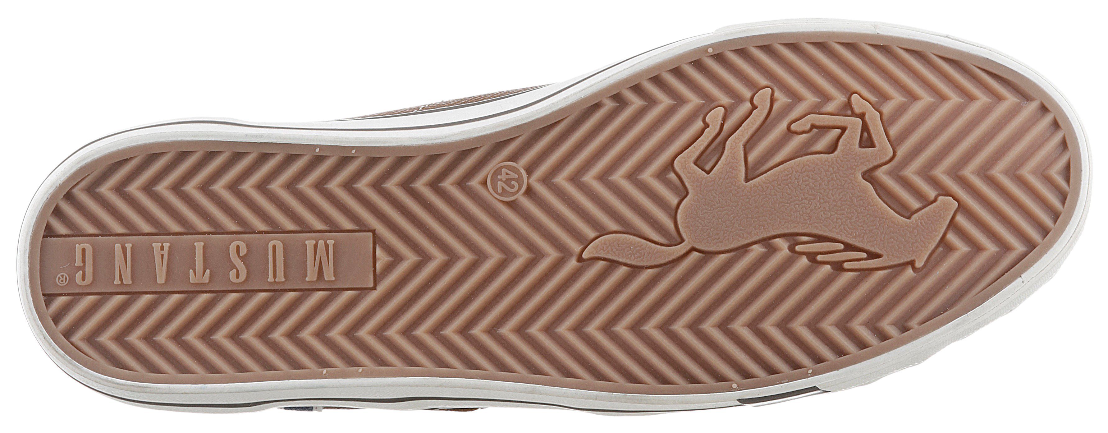 Mustang Shoes Sneakers met contrasterende details, vrijetijdsschoen, lage schoen, veterschoen