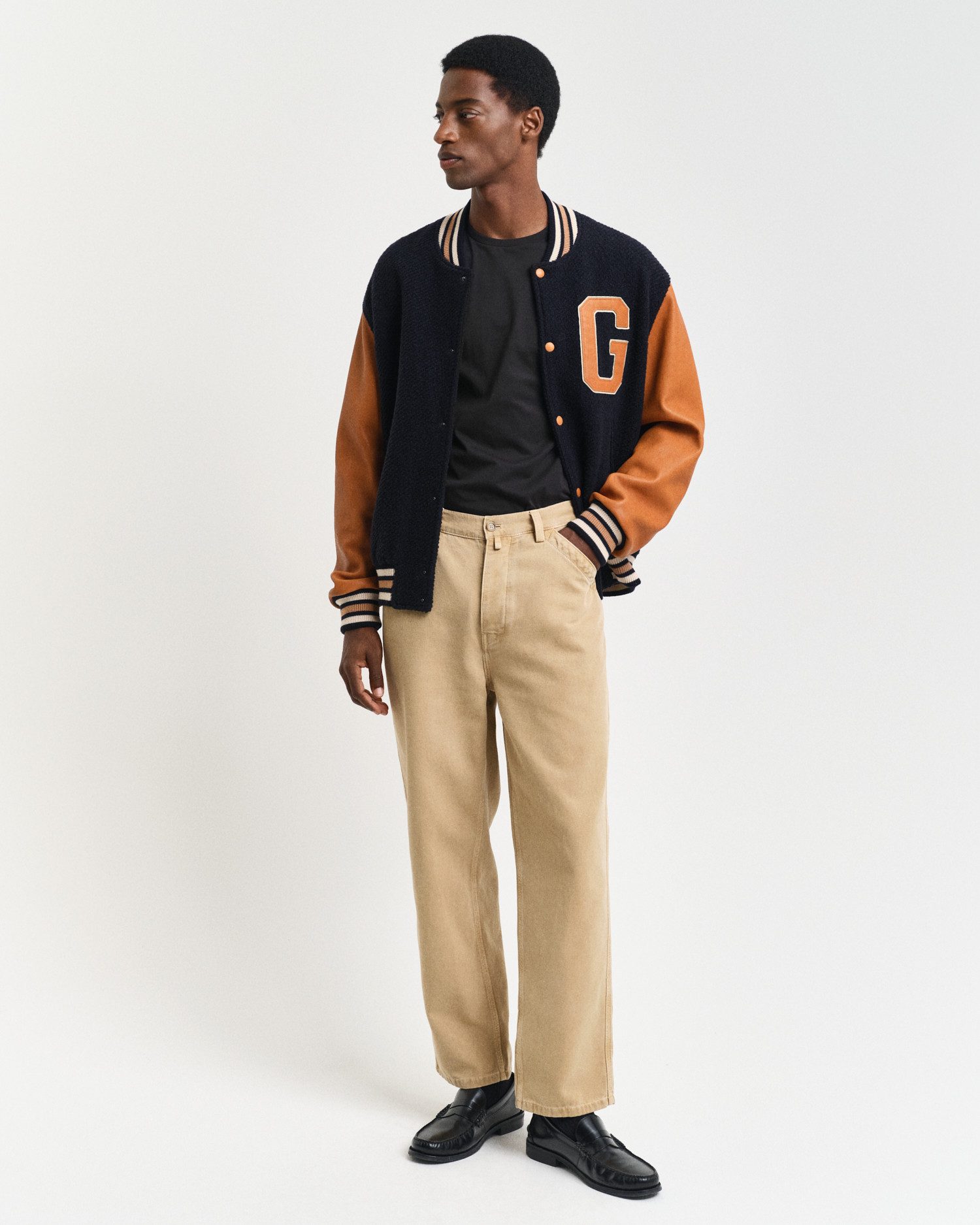 Gant T-shirt SLIM SHIELD SS T-SHIRT met logoborduursel op borsthoogte