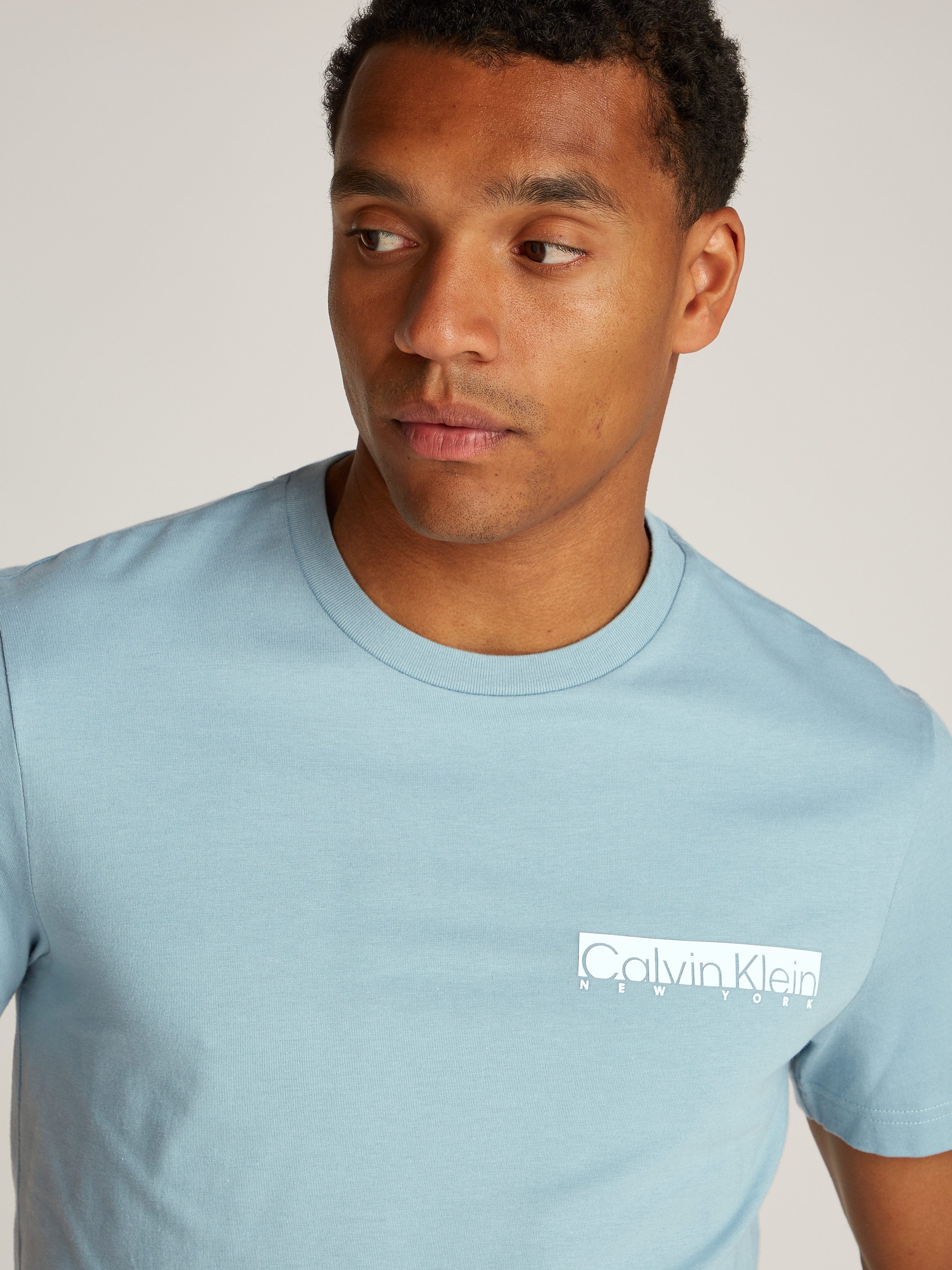 Calvin Klein Shirt met ronde hals NY CHEST BOX LOGO T-SHIRT