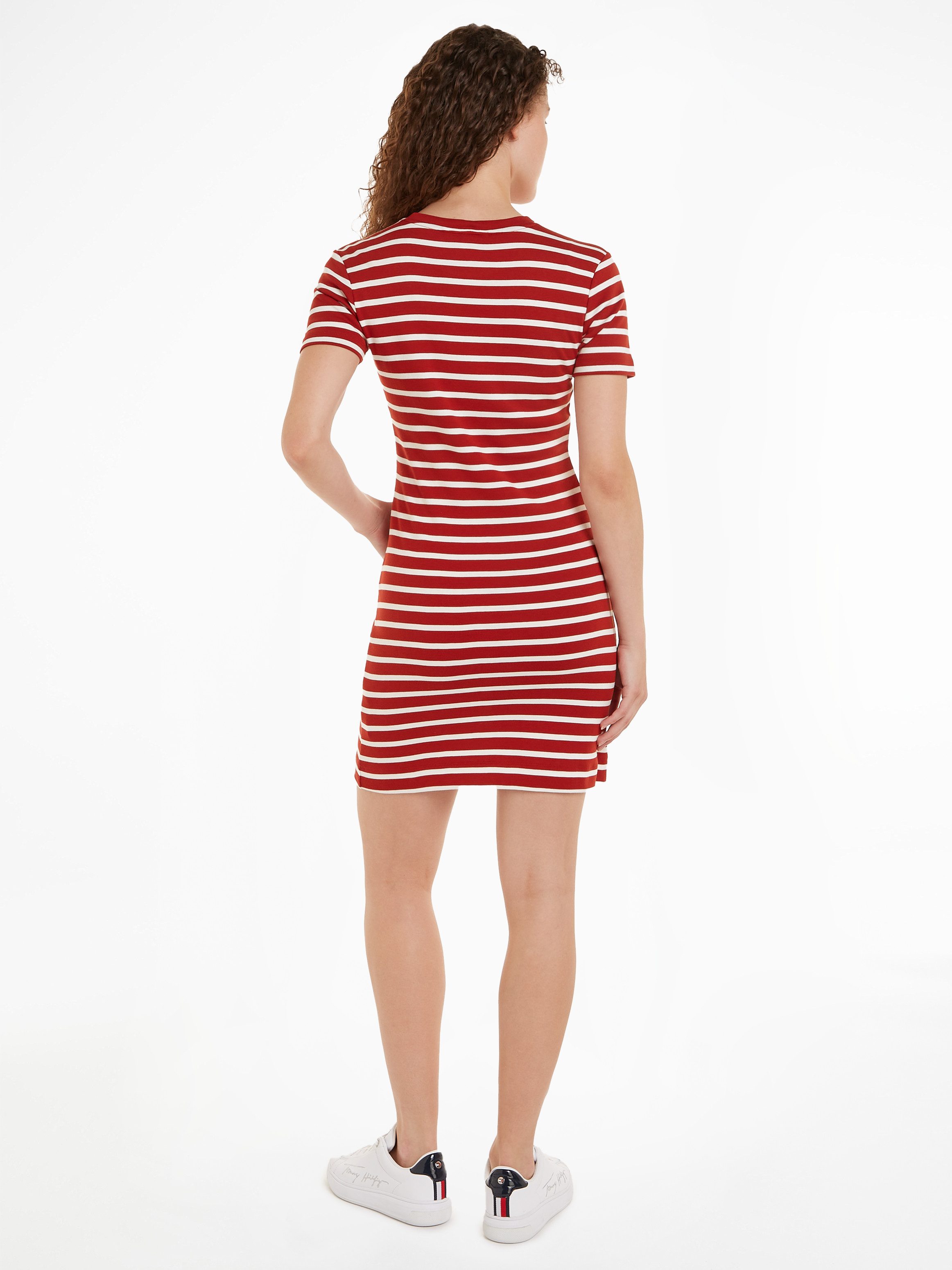 Tommy Hilfiger Shirtjurk NEW CODY STR SLIM SHORT DRS SS met allover streepdessin, logo-vlag