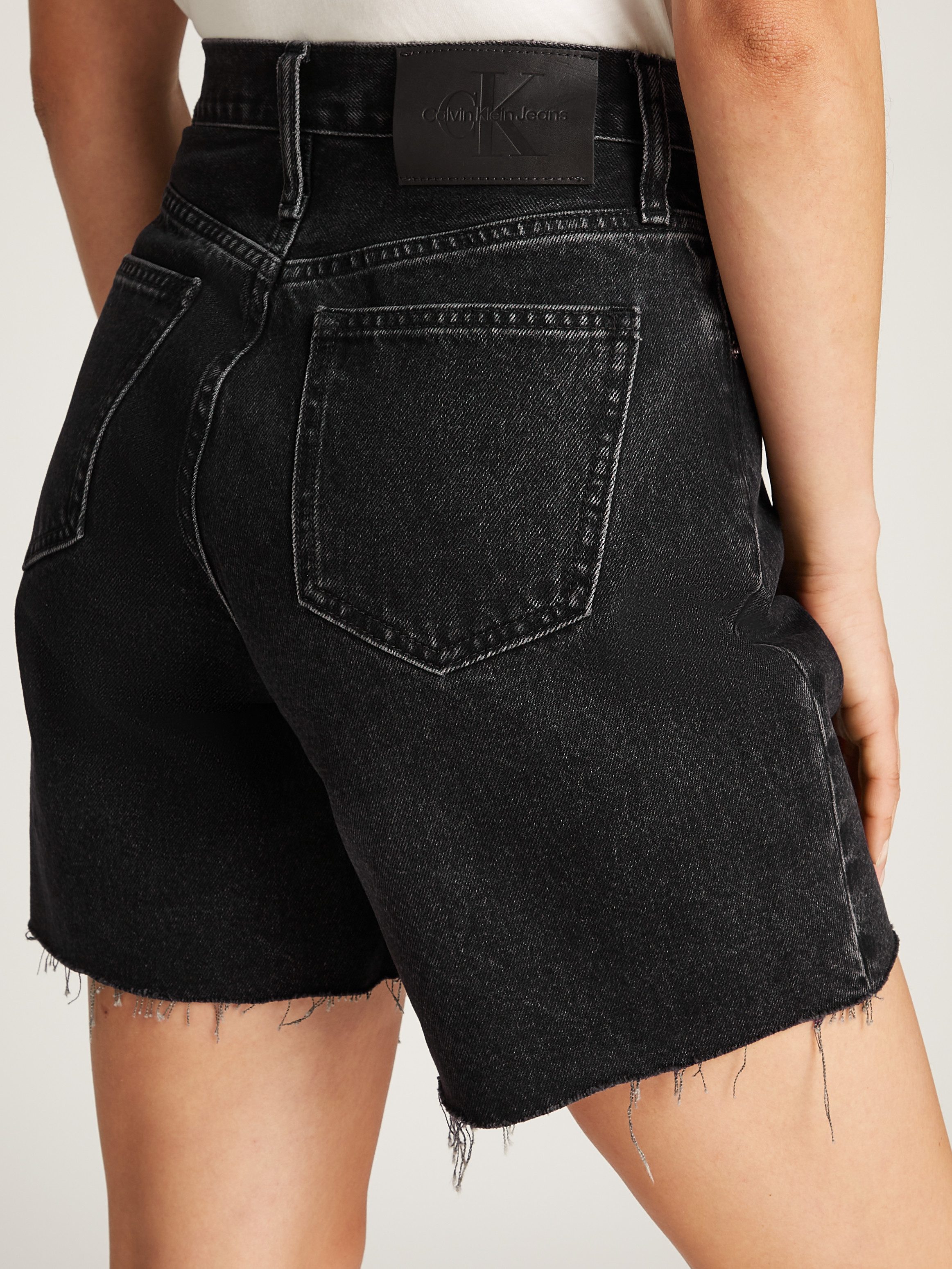 Calvin Klein Bermuda SHORT met franjezoom