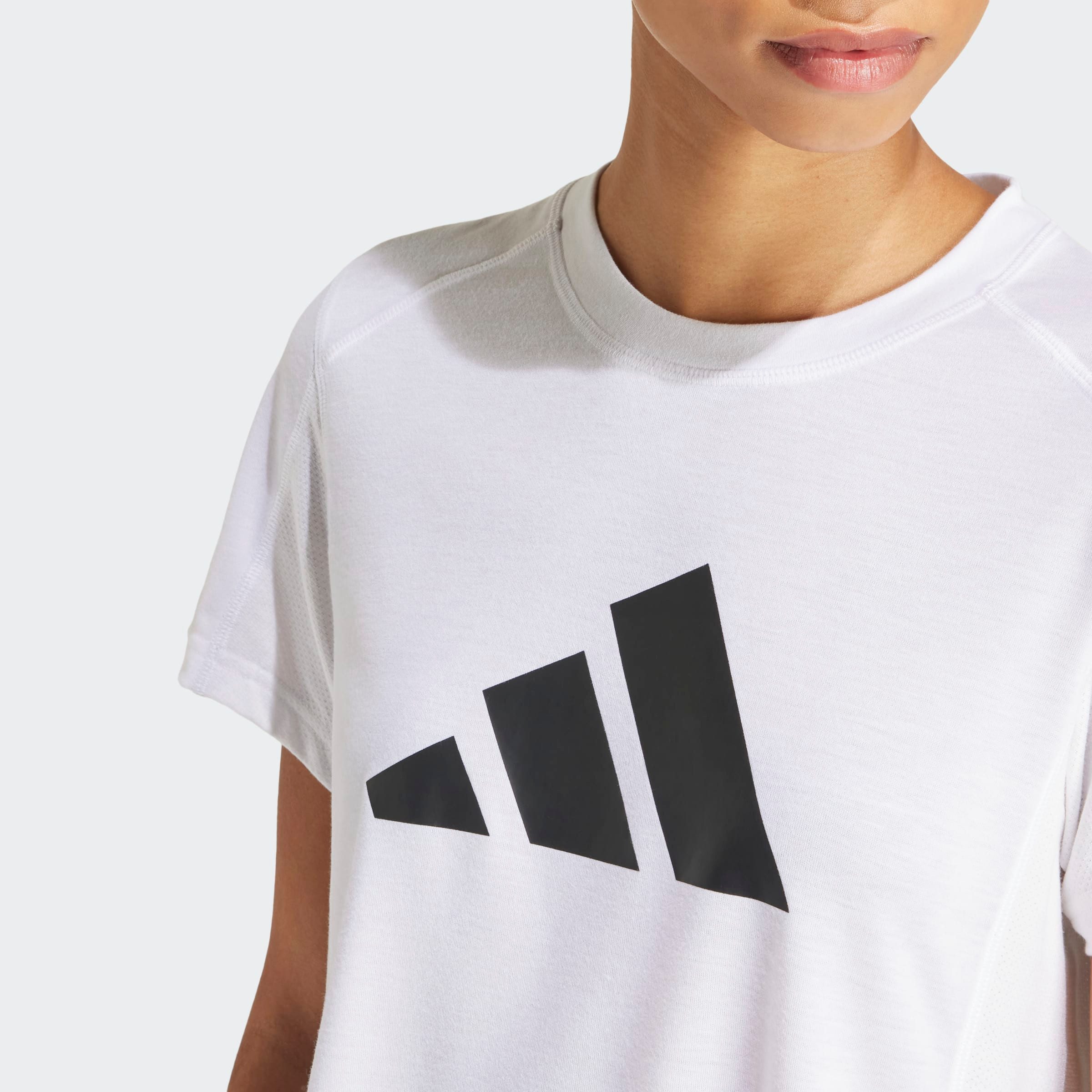 adidas Performance T-shirt TR-ES LOGO T