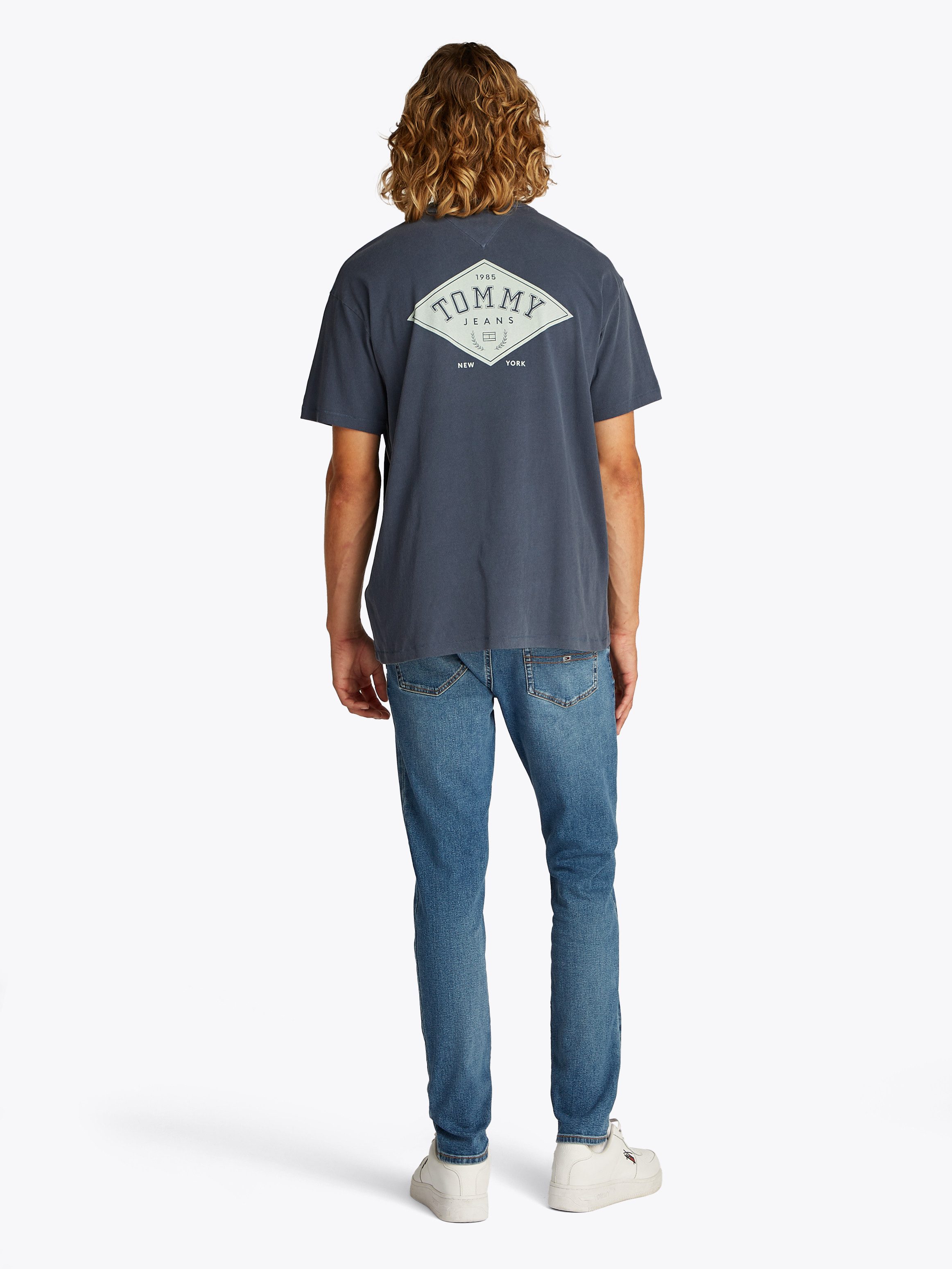 TOMMY JEANS T-shirt TJM RLX VARSITY GRAPHICS TEE EXT