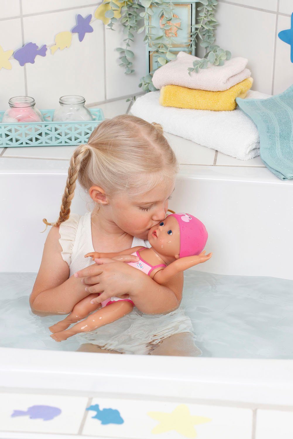 Baby Born Babypop My First Swim Girl, 30 cm zwemt met borstcrawl en vlinderslag