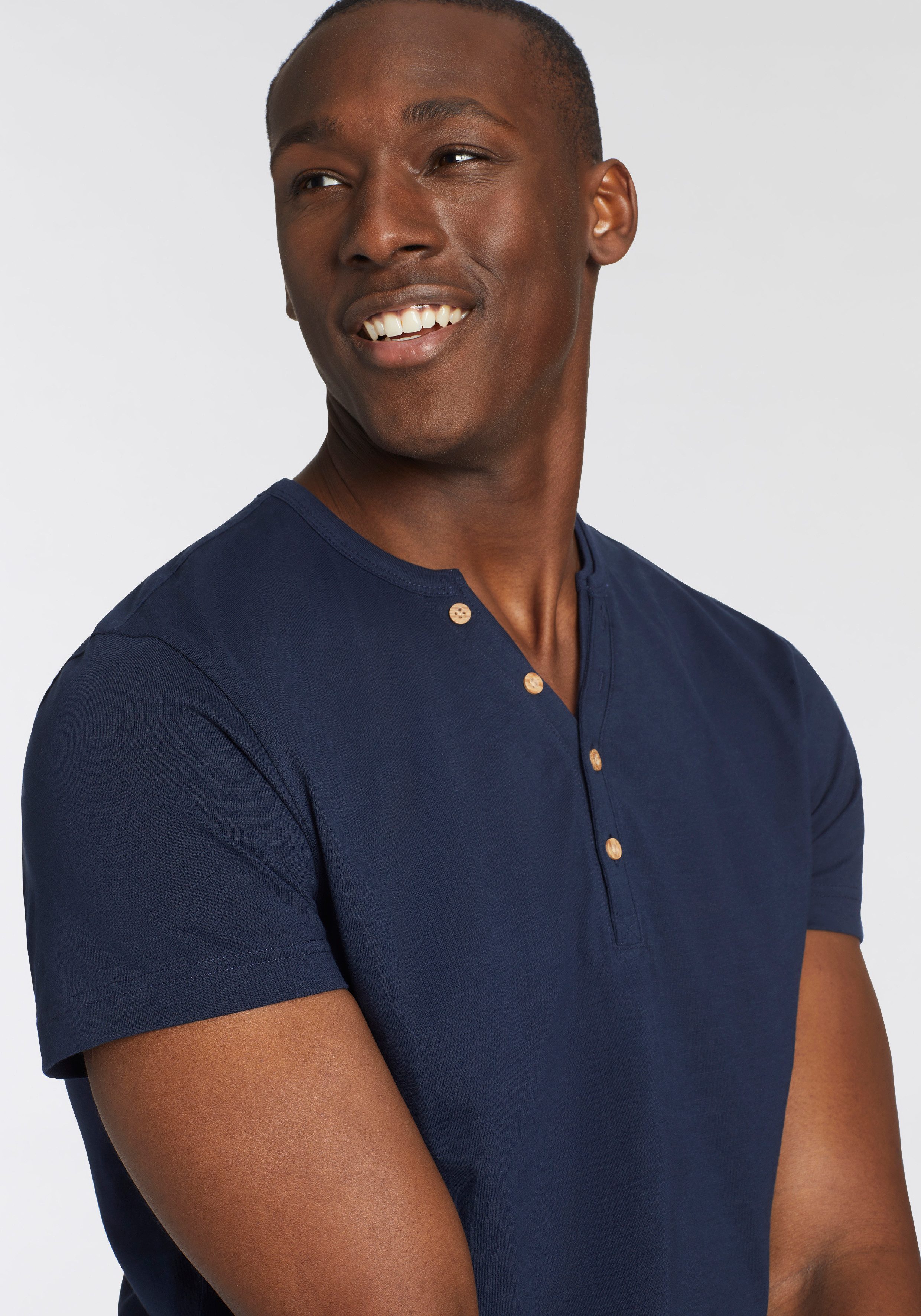 Bruno Banani T-shirt Met geknoopte V-hals