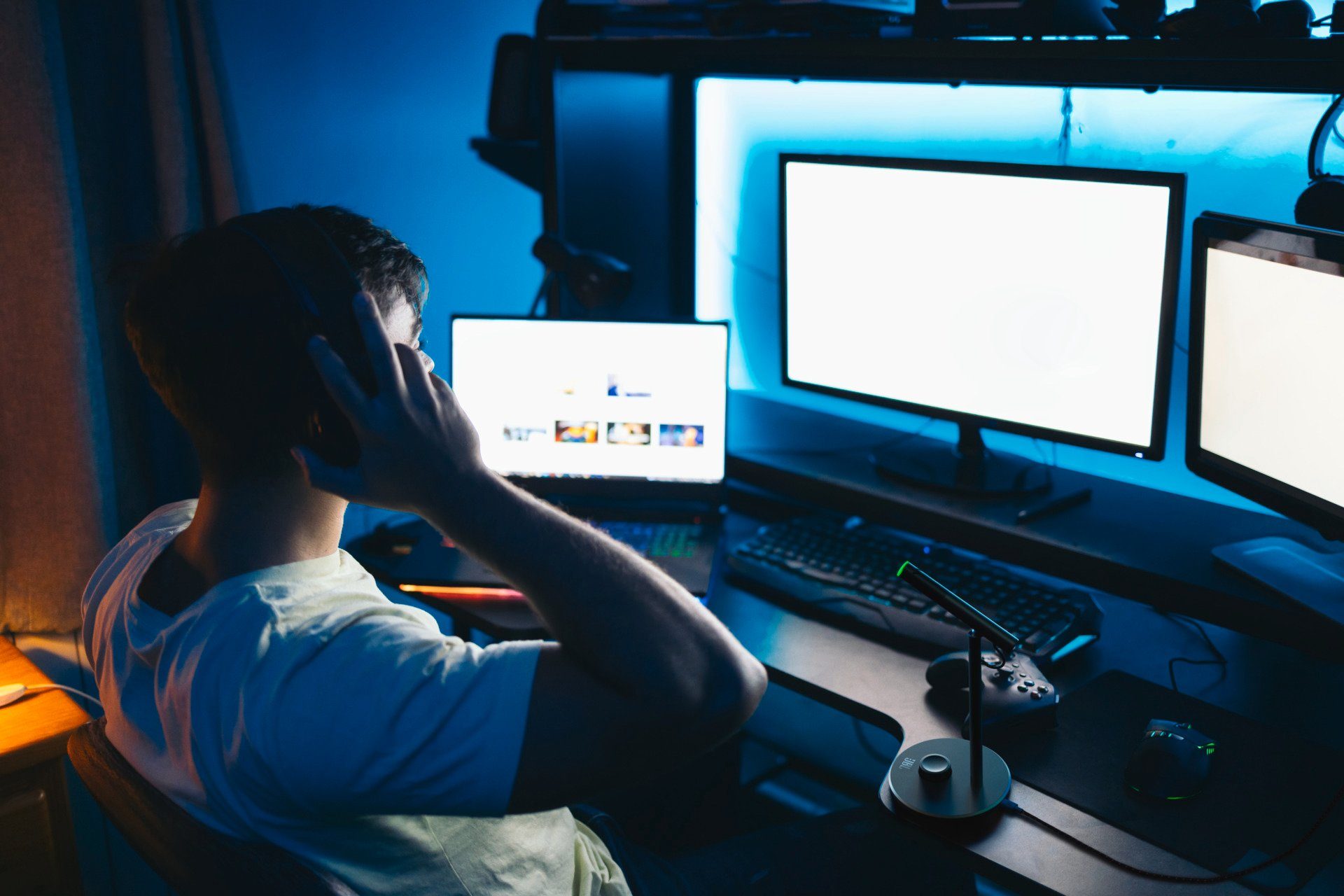 JBL Streaming-microfoon QUANTUM STREAM TALK met ruisonderdrukking en geïntegreerde schokdetectiesensor