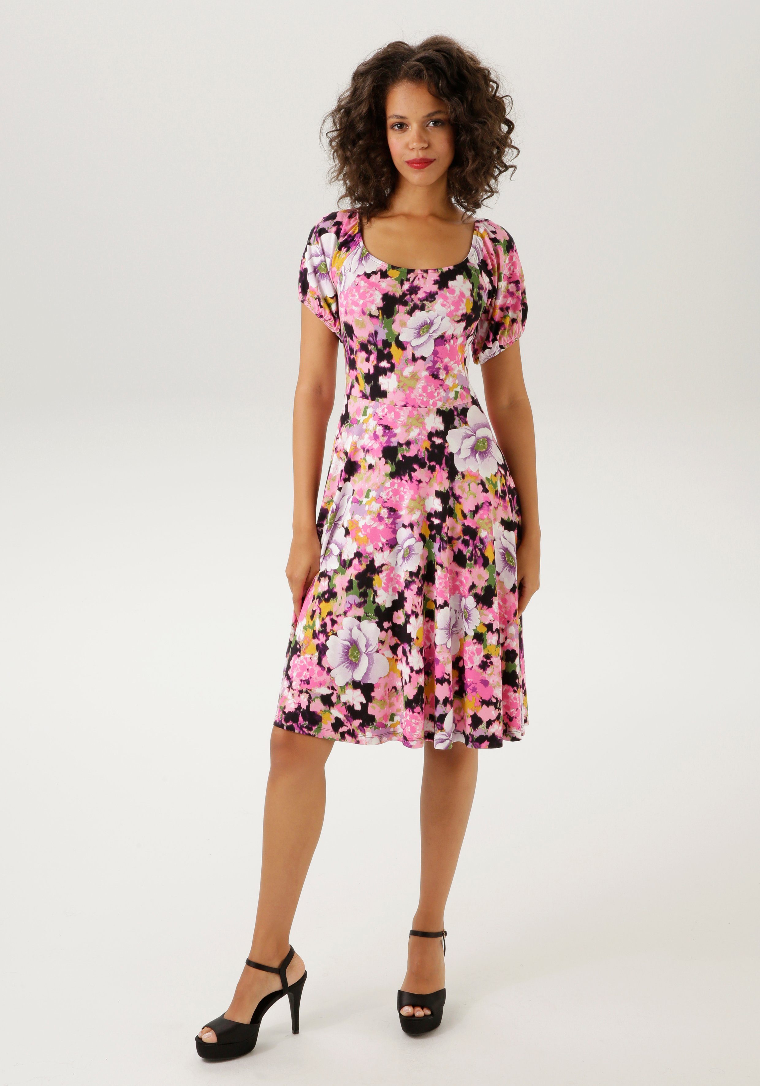 Aniston CASUAL Zomerjurk met kleurrijke bloemenprint elk stuk is uniek
