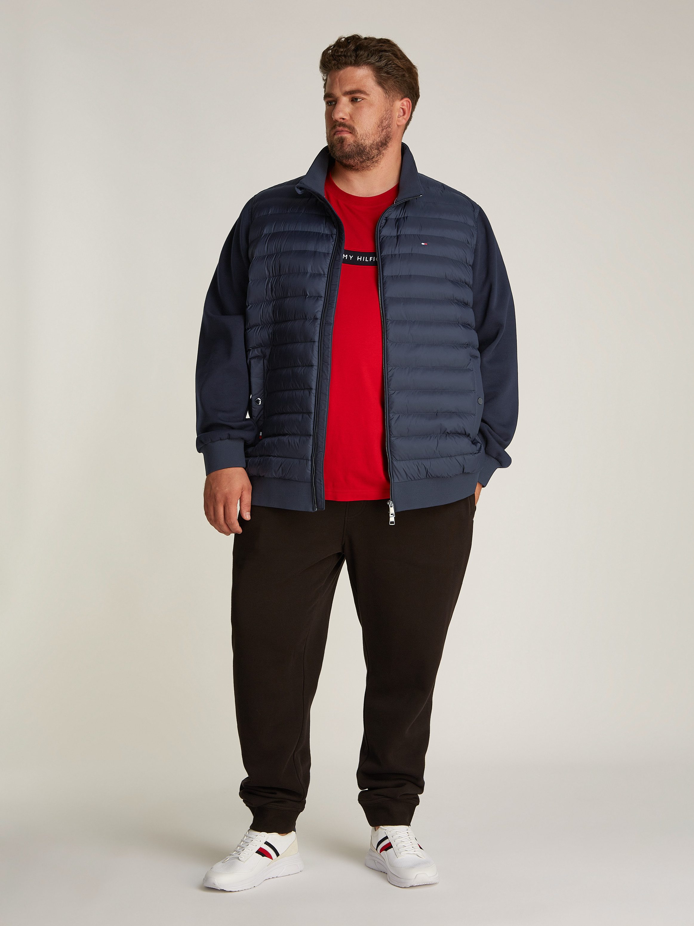 Tommy Hilfiger Jack in collegestijl BT-MIX MEDIA STAND CLLR-B in grote maten, met gestikte inzet aan de voorkant
