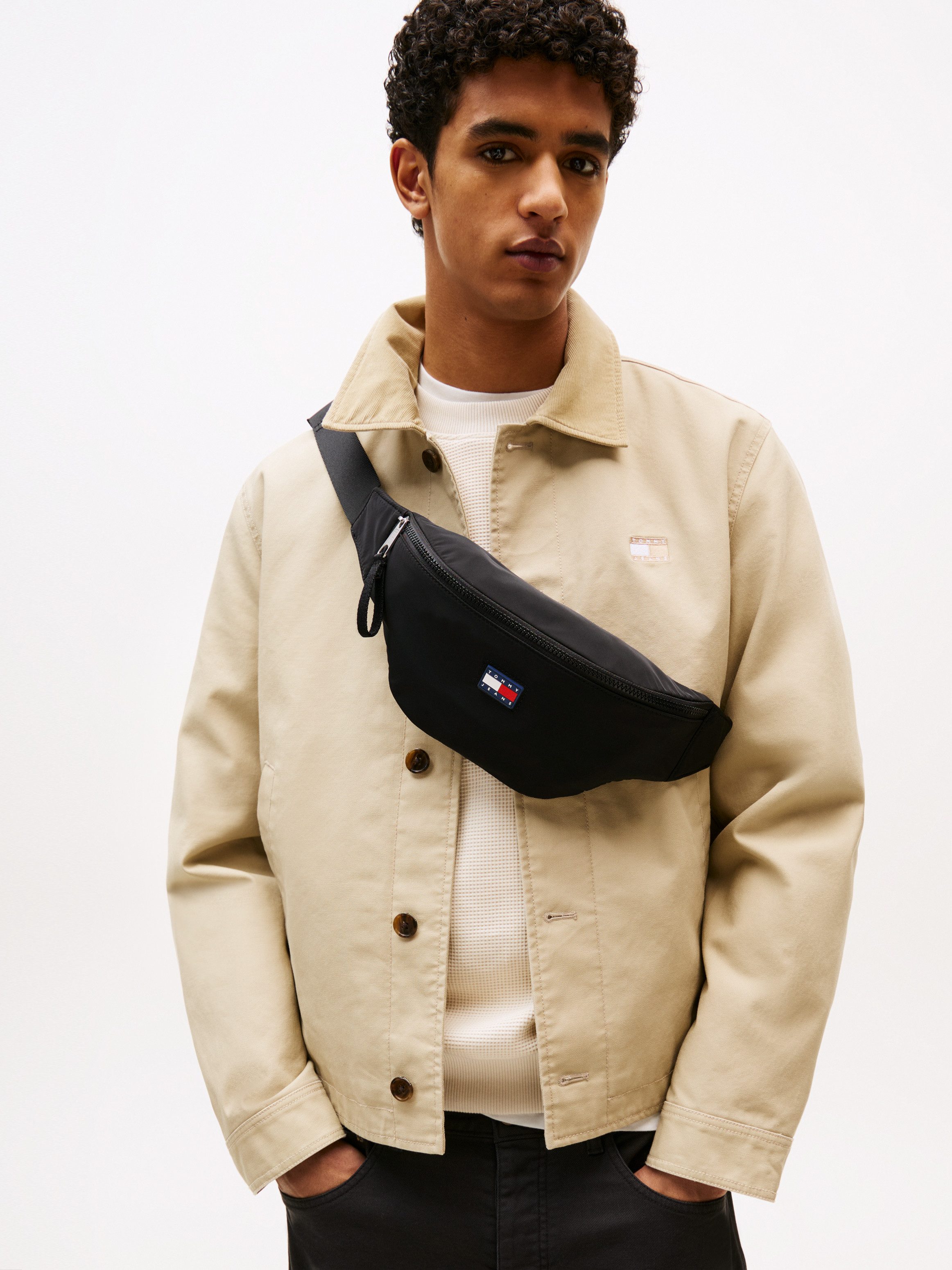 TOMMY JEANS Buiktasje