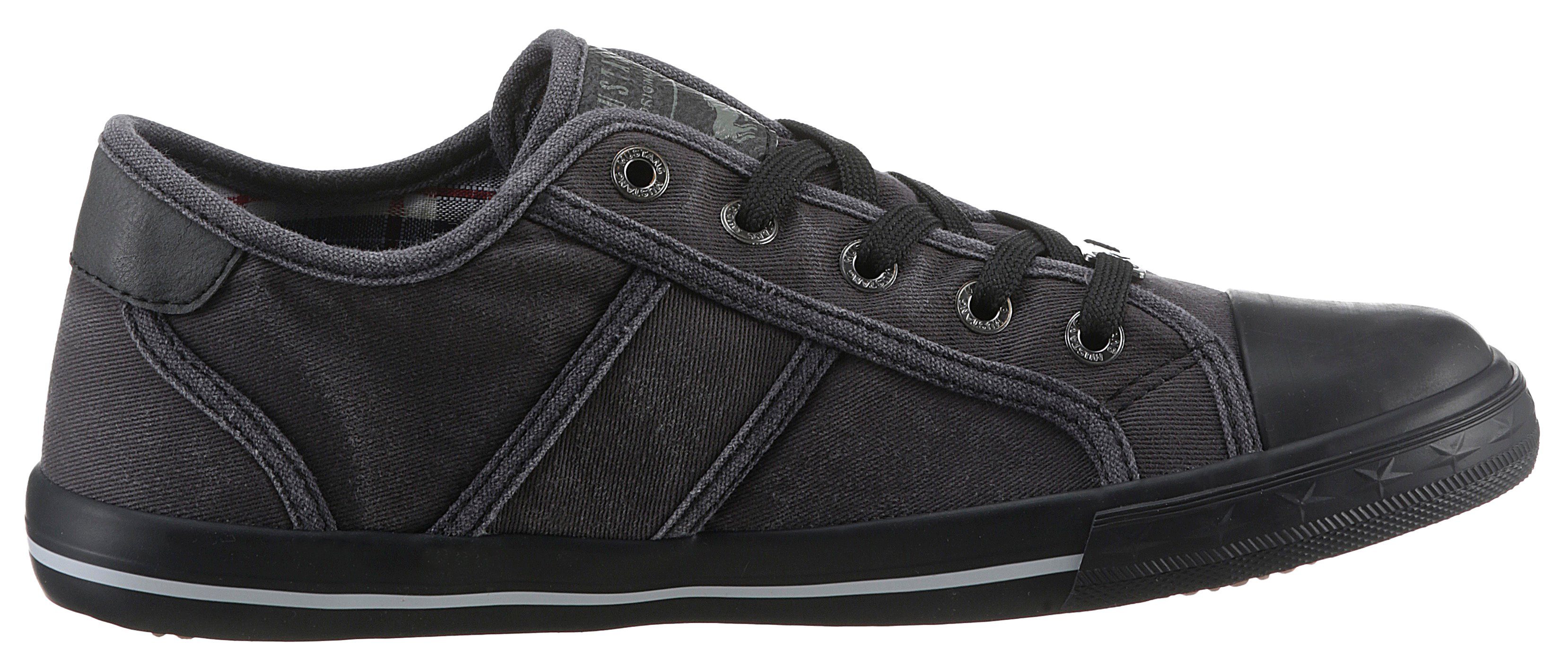 Mustang Shoes Sneakers , vrijetijdsschoen, lage schoen, veterschoen met mustang merklabel