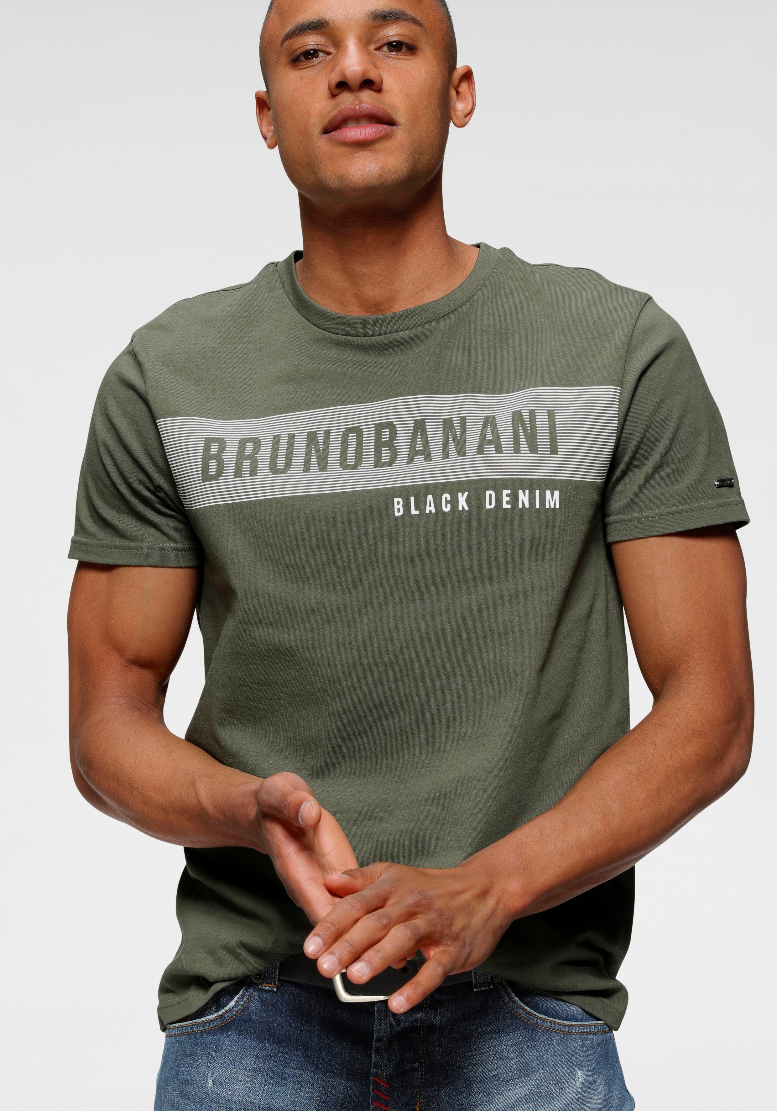 Bruno Banani T-shirt korte mouwen, smal gesneden, ronde hals heren t-shirts maat L (52/54) groen
