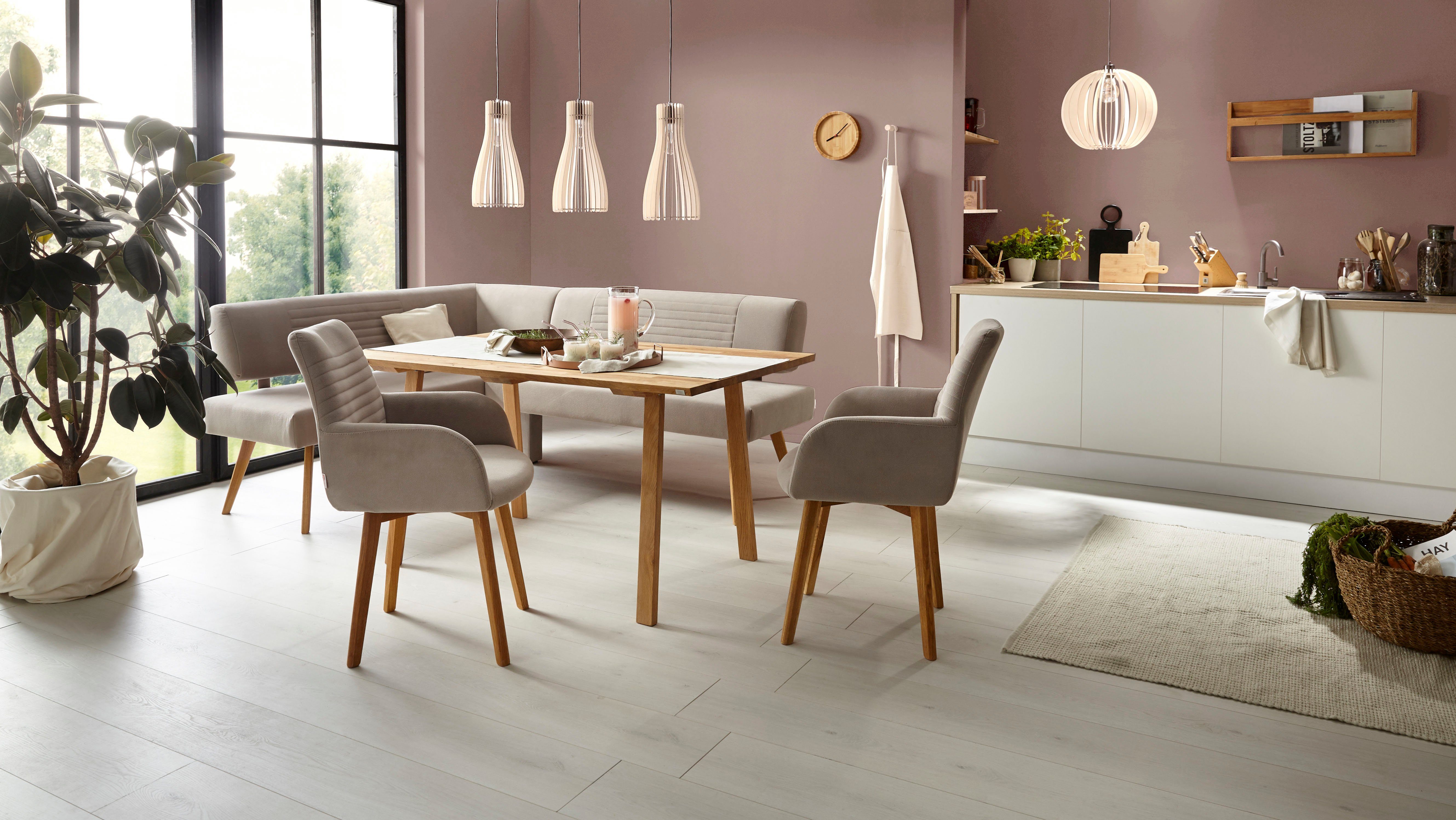OTTO products Stoel met armleuningen Alessja Bekleding van microvezel, frame van eiken massief hout (set, 2 stuks)