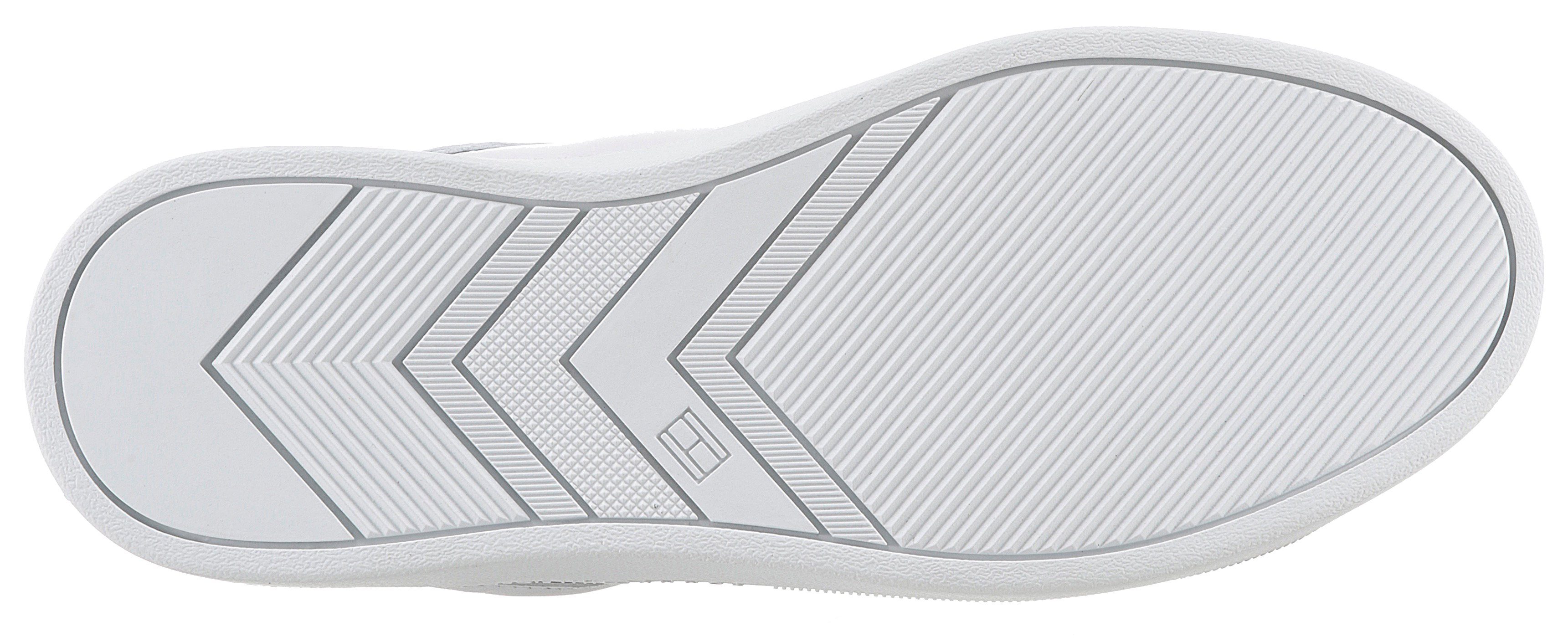 Tommy Hilfiger Plateausneakers ELEVATED ESSENTIAL COURT SNEAKER met contrastafwerking op de hiel, vrijetijdsschoen, lage schoen, veterschoen