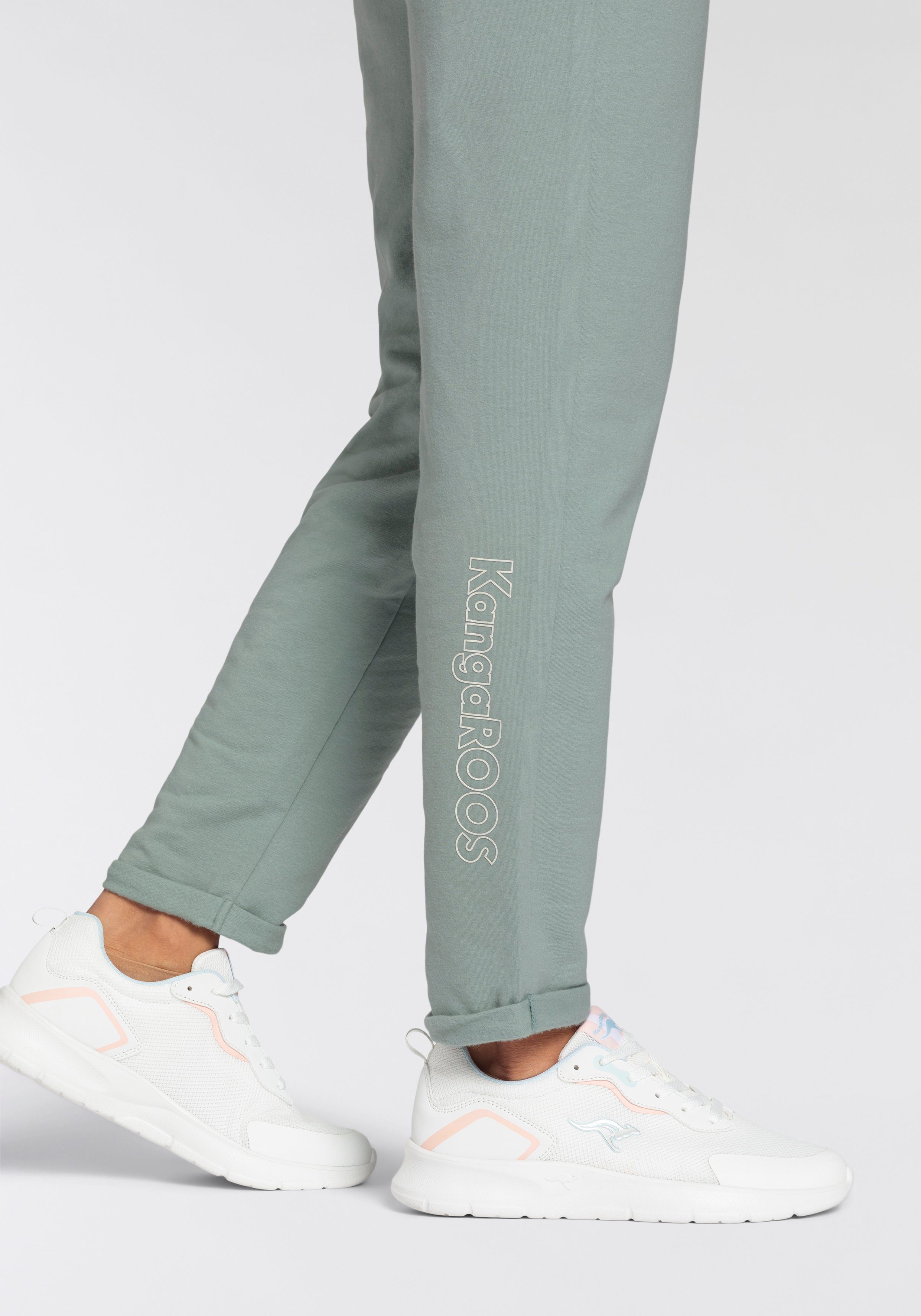 KangaROOS Joggingbroek met grote zakken