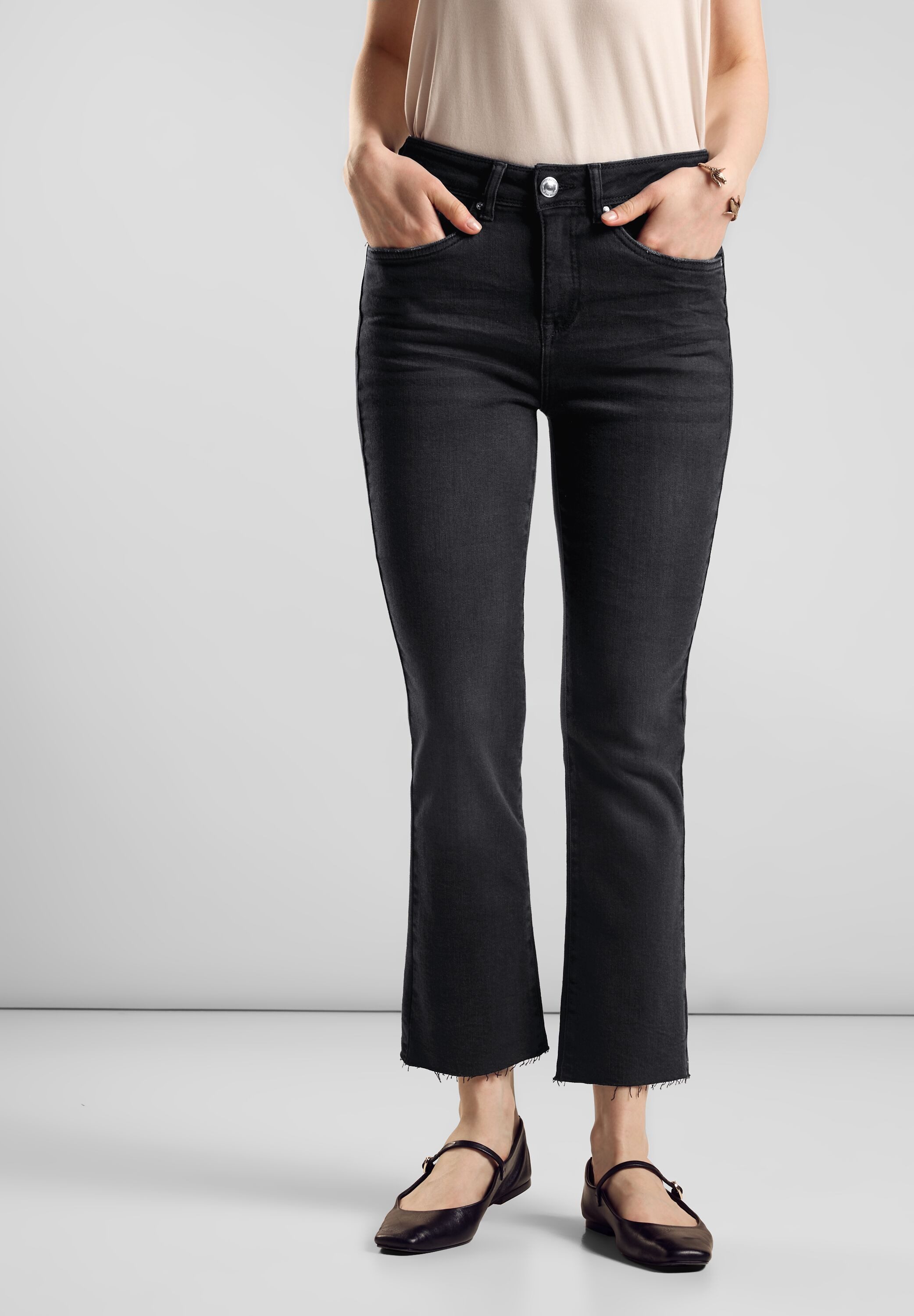 STREET ONE 5-pocket jeans Denim-Kick Flared slim fit met stretch