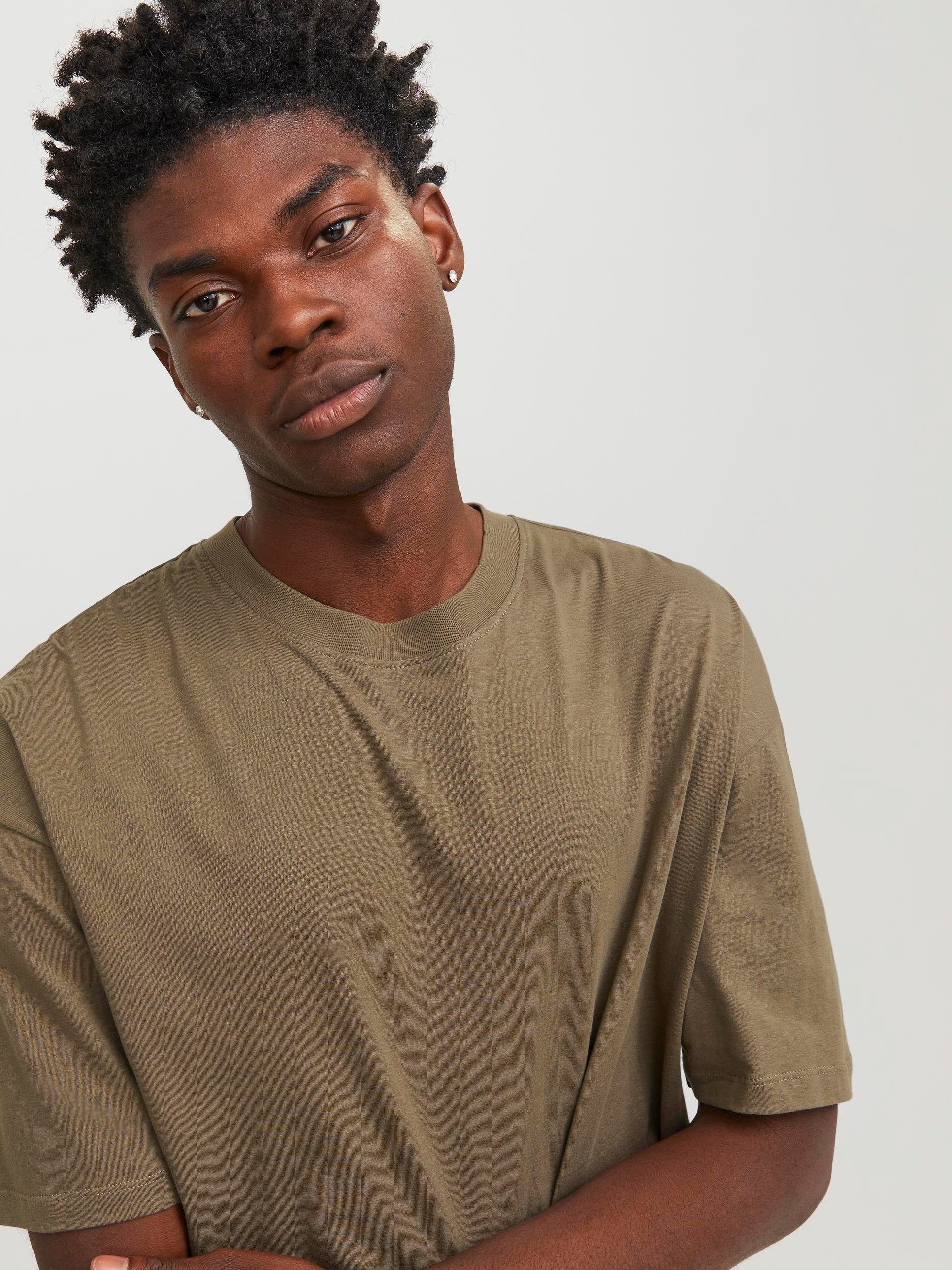 Jack & Jones Oversized shirt JJEBRADLEY TEE SS O-NECK NOOS