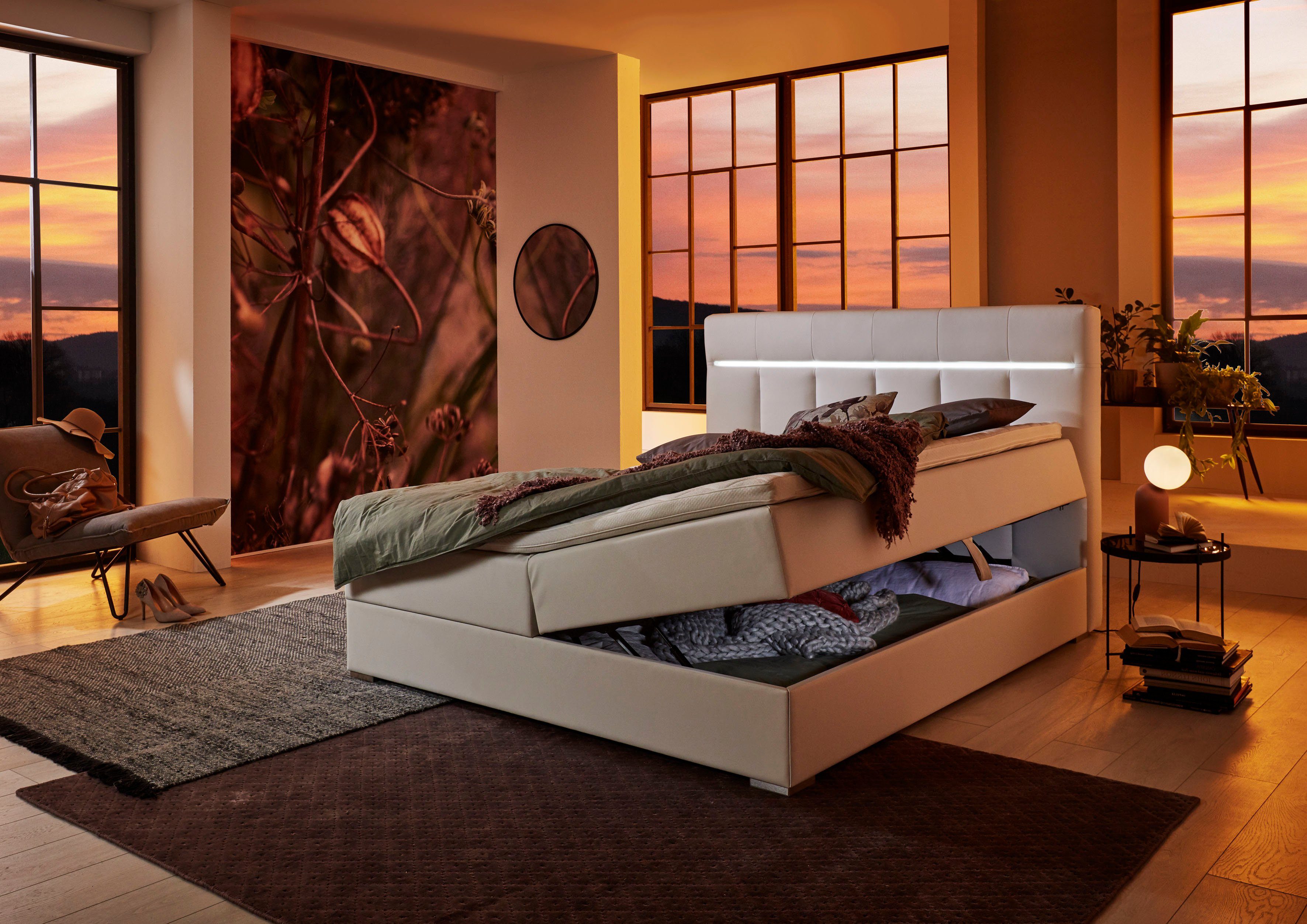 ATLANTIC home collection Boxspring TESSA met ledverlichting en bedkist