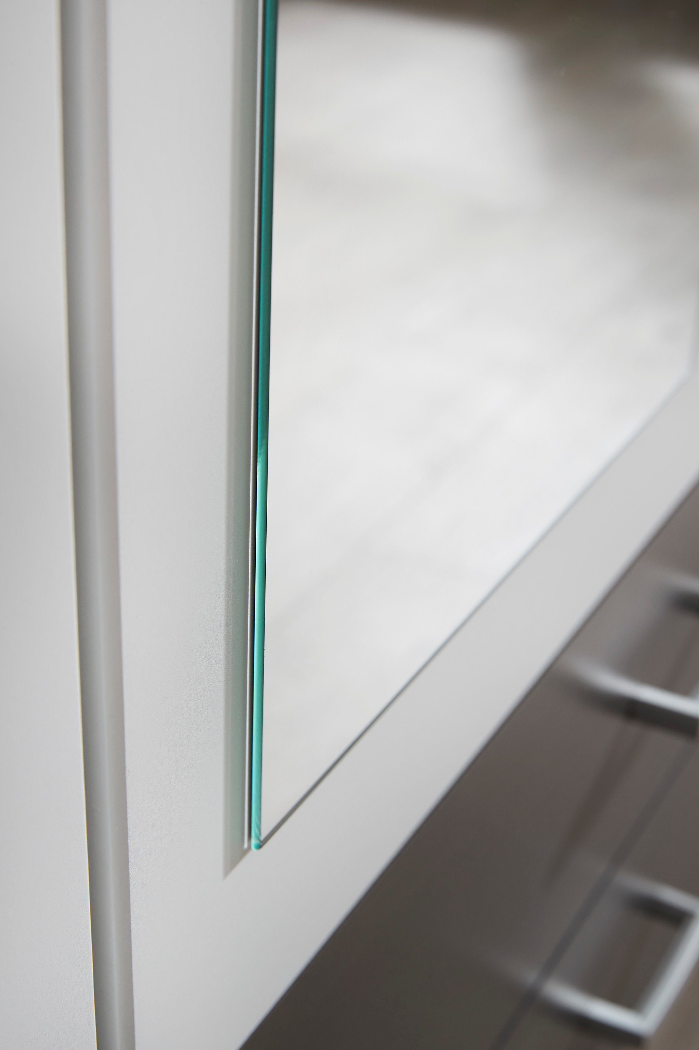 rauch Kledingkast Kast Garderobe Wasmand GAMMA in 3 Breedtes veel opbergruimte met 6 lades, met spiegel topseller made in germany