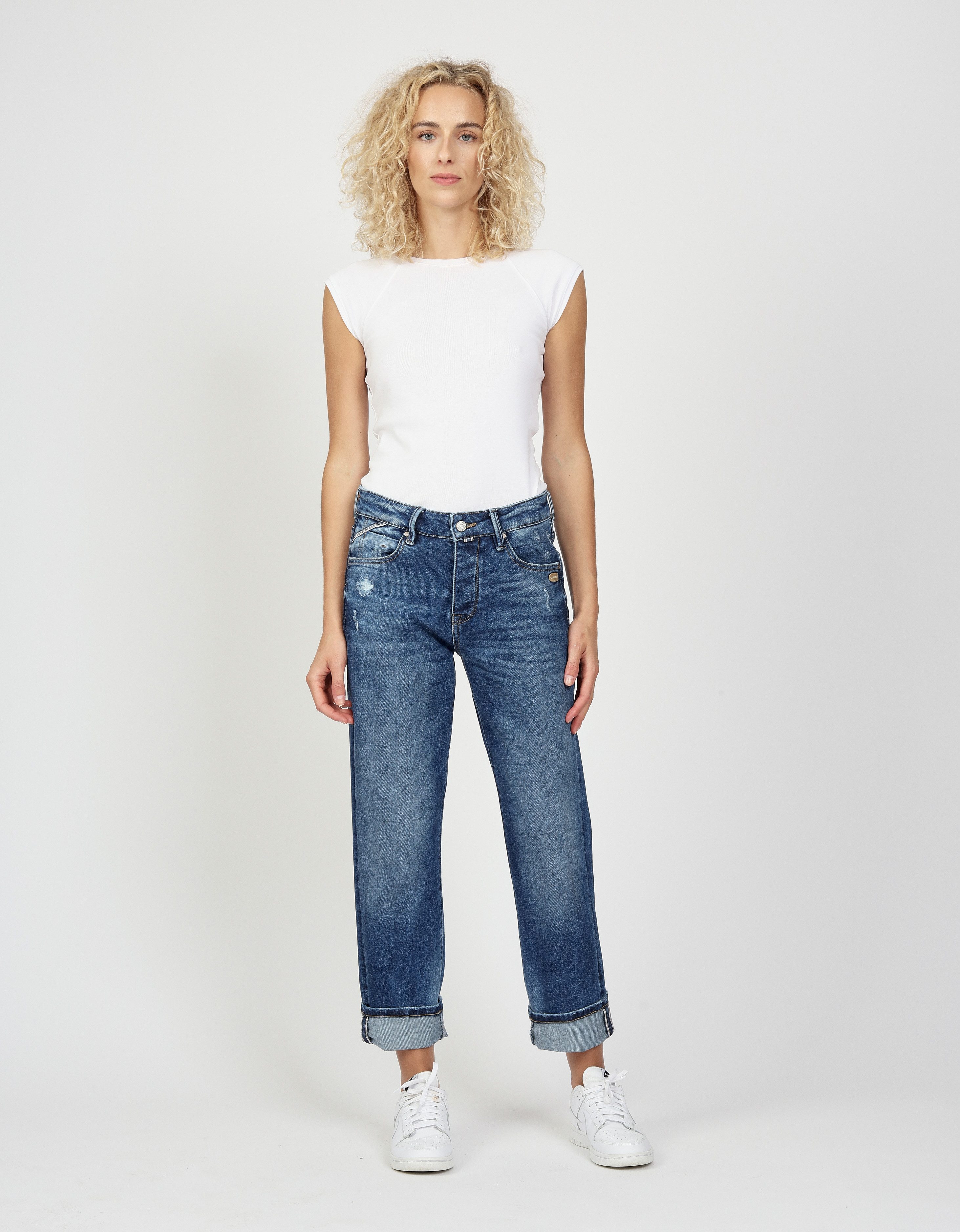 GANG Straight jeans 94Thelma met detail boven de muntzak