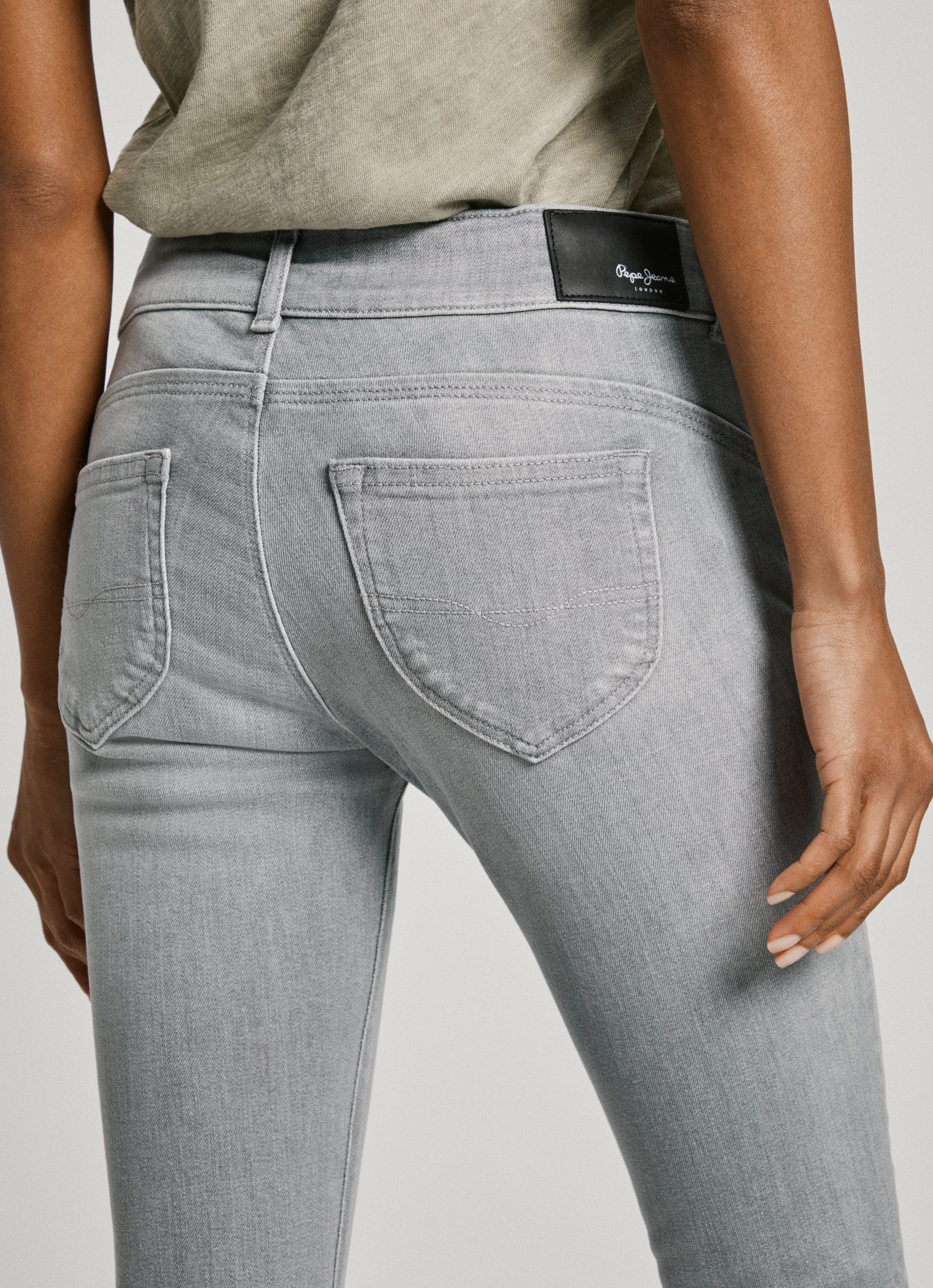 Pepe Jeans Slim fit jeans SLIM JEANS LW