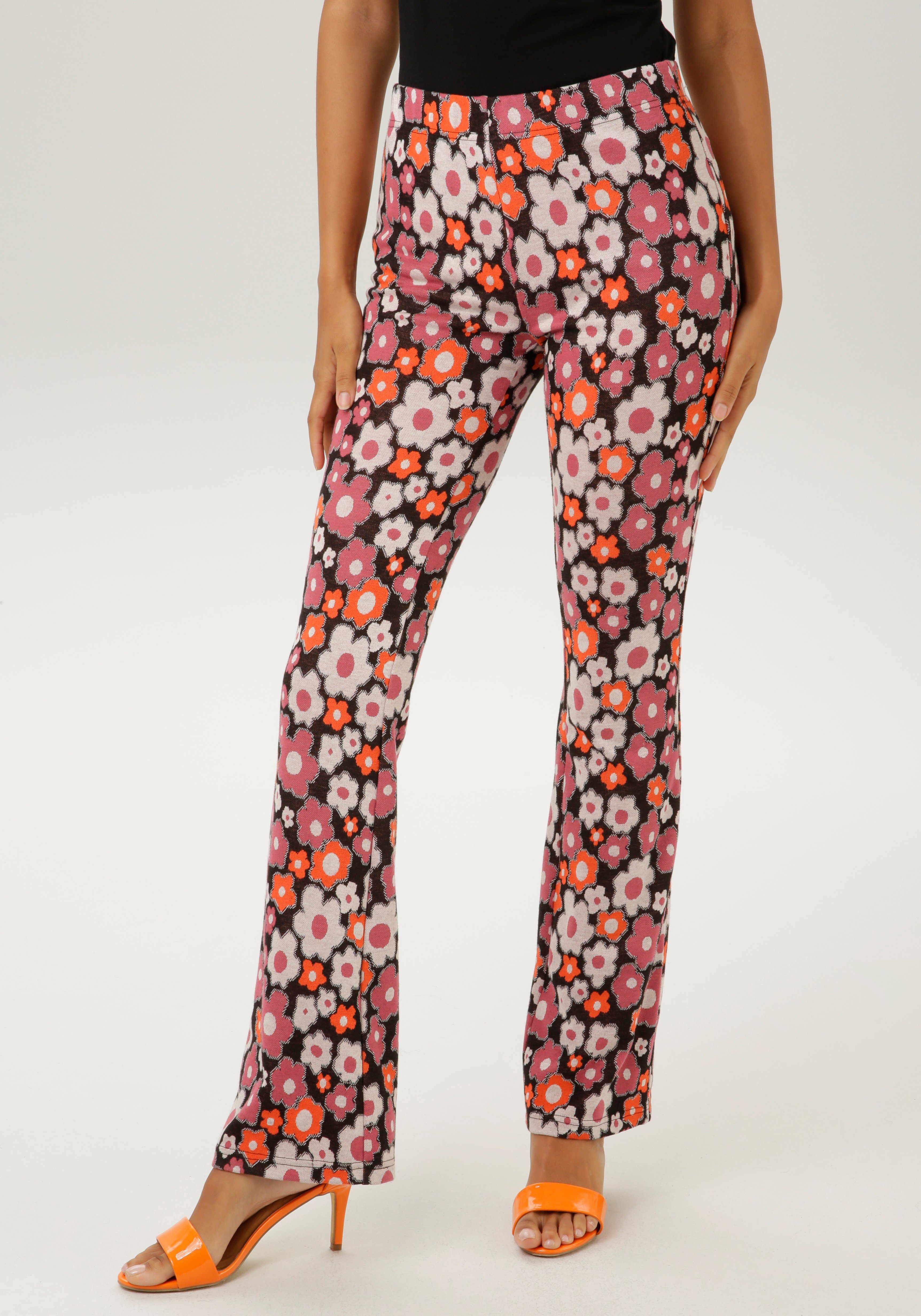 Aniston CASUAL Comfortbroek met ruiten of bloemen beide zijn de hit