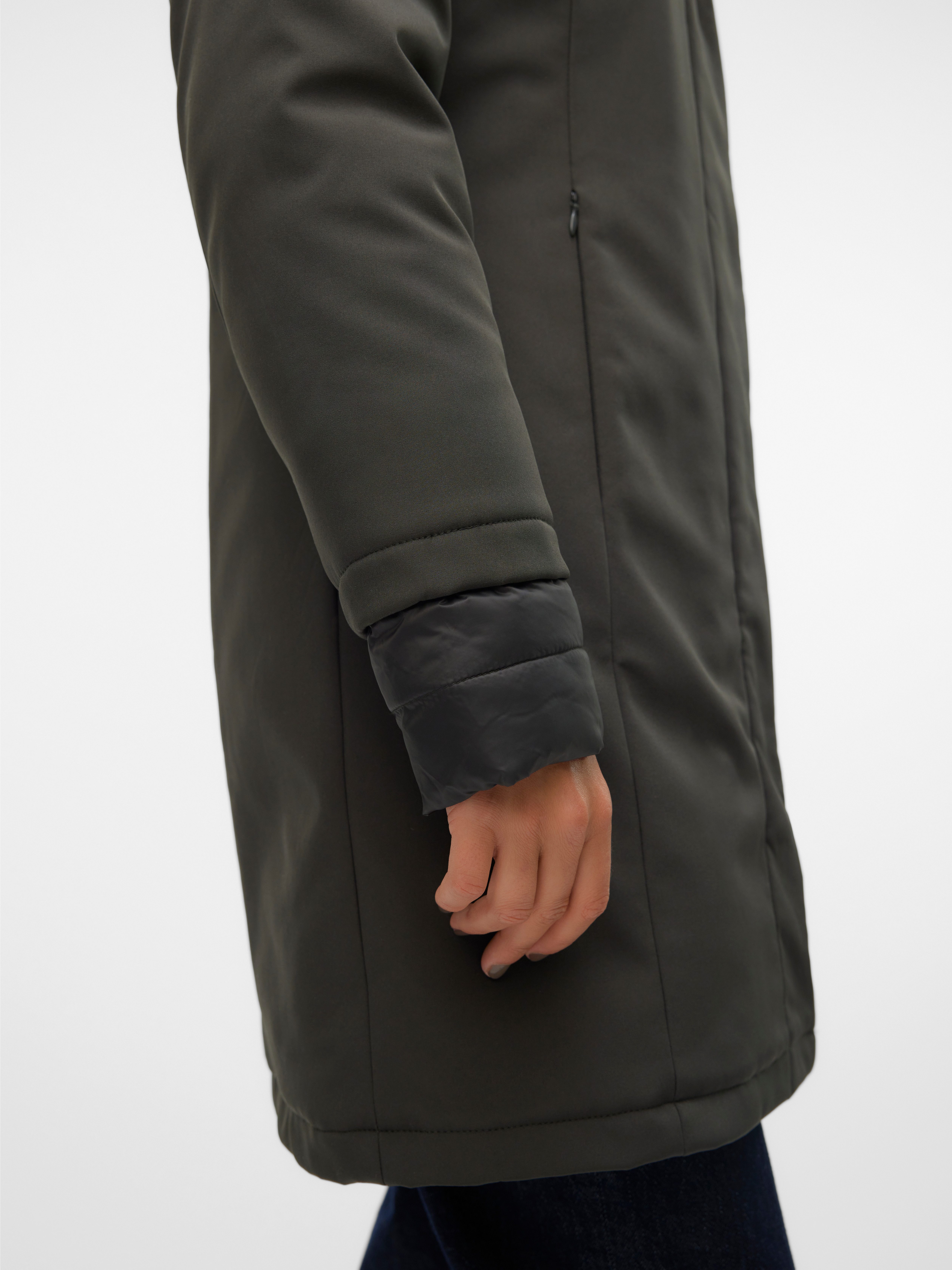 Vero Moda Korte jas VMSOFTSHELLROME WRP COAT