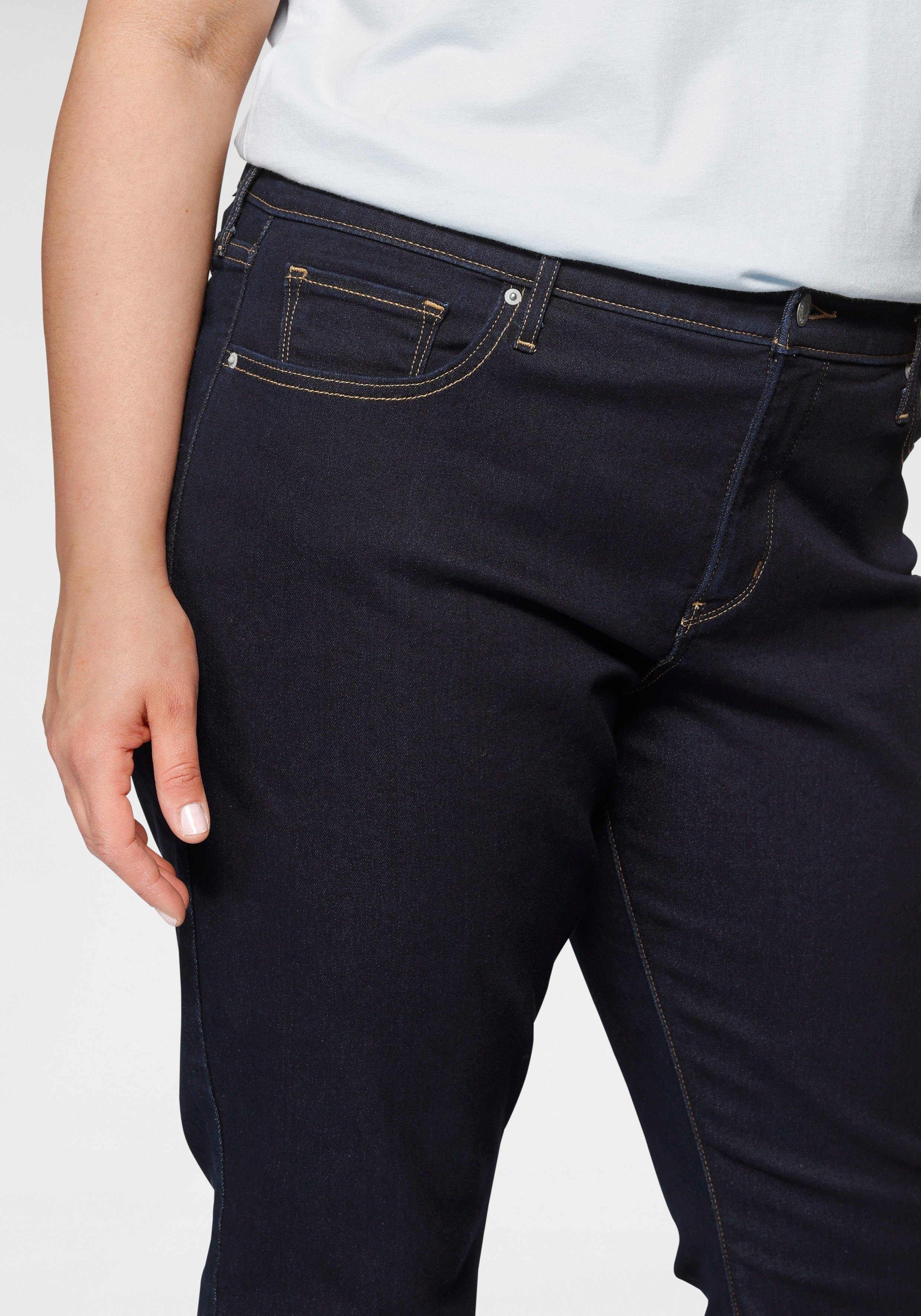 Levi's® Plus Straight jeans 314 Shaping Straight