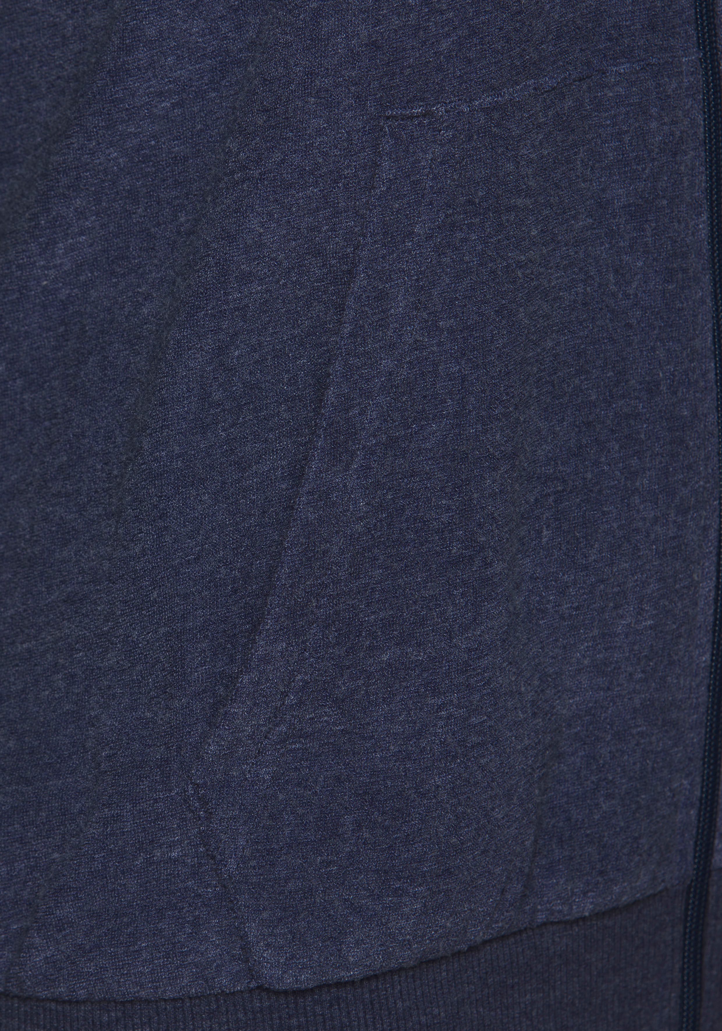 Vivance Sweater Klein logo-borduursel op de voorkant