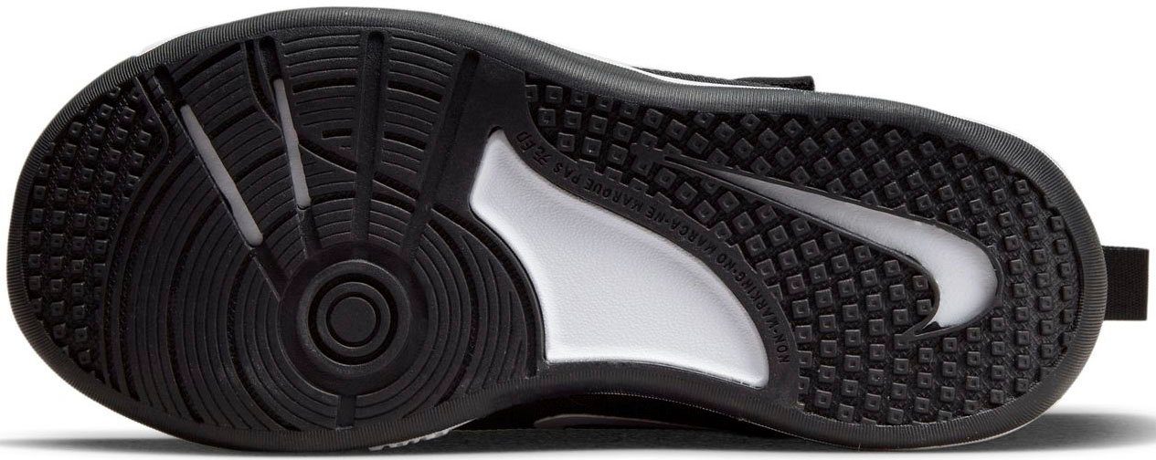 Nike Zaalschoenen Omni Multi-Court (PS)